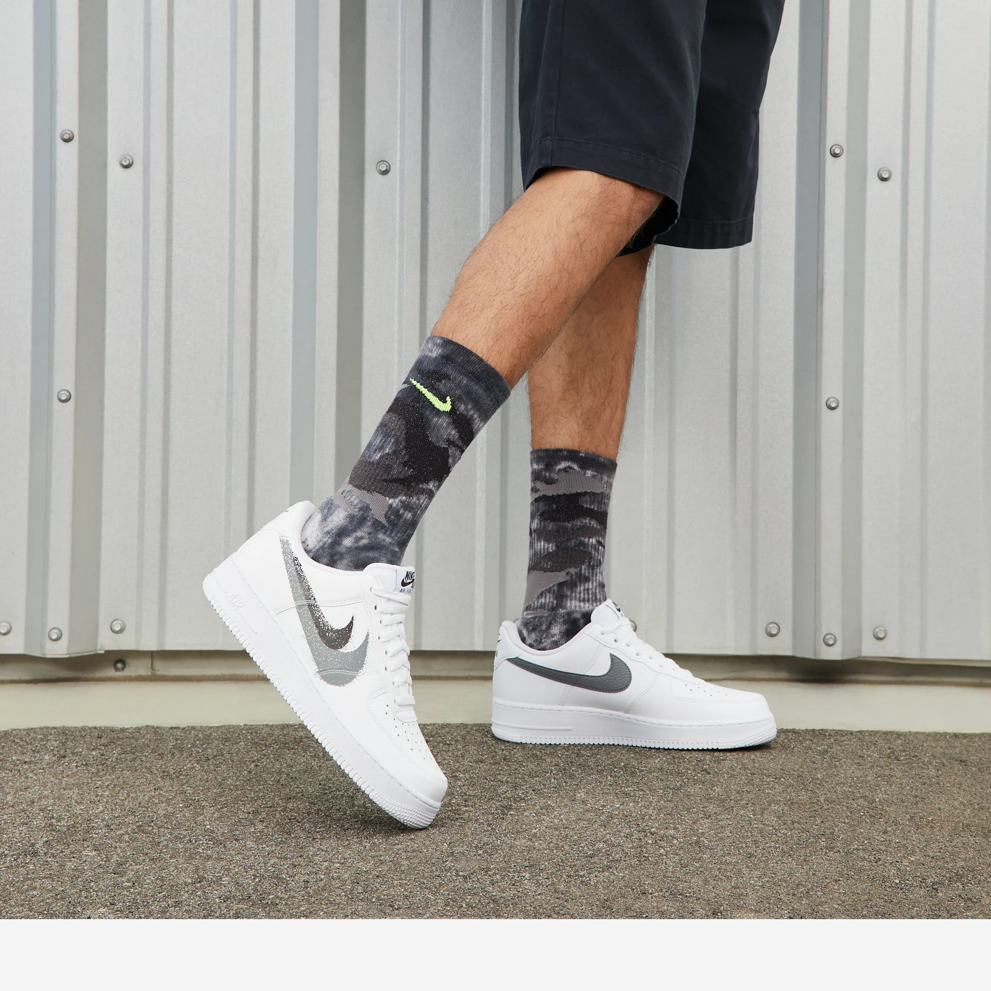 Nike Air Force 1 Low '07 Spray Paint Swoosh White Black Grey
