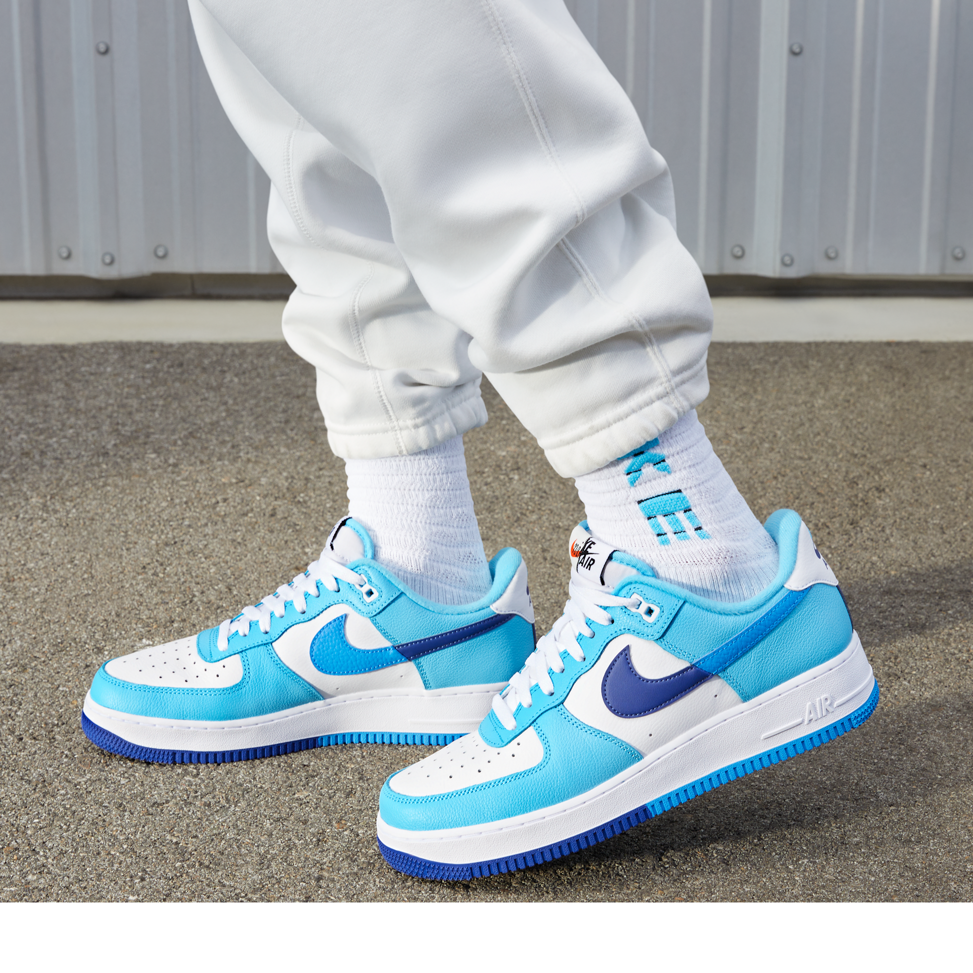 Nike Air Force 1 Low '07 LV8 Split Light Photo Blue Deep Royal
