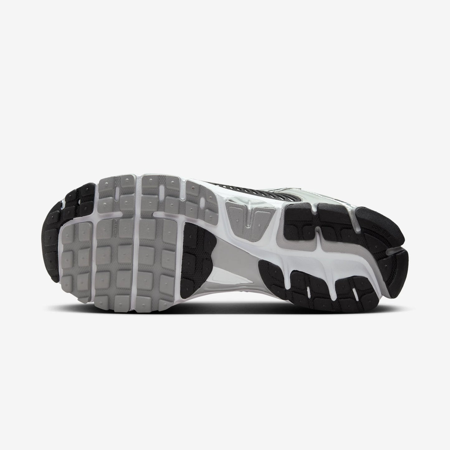 Nike Zoom Vomero 5 Metallic Silver Black