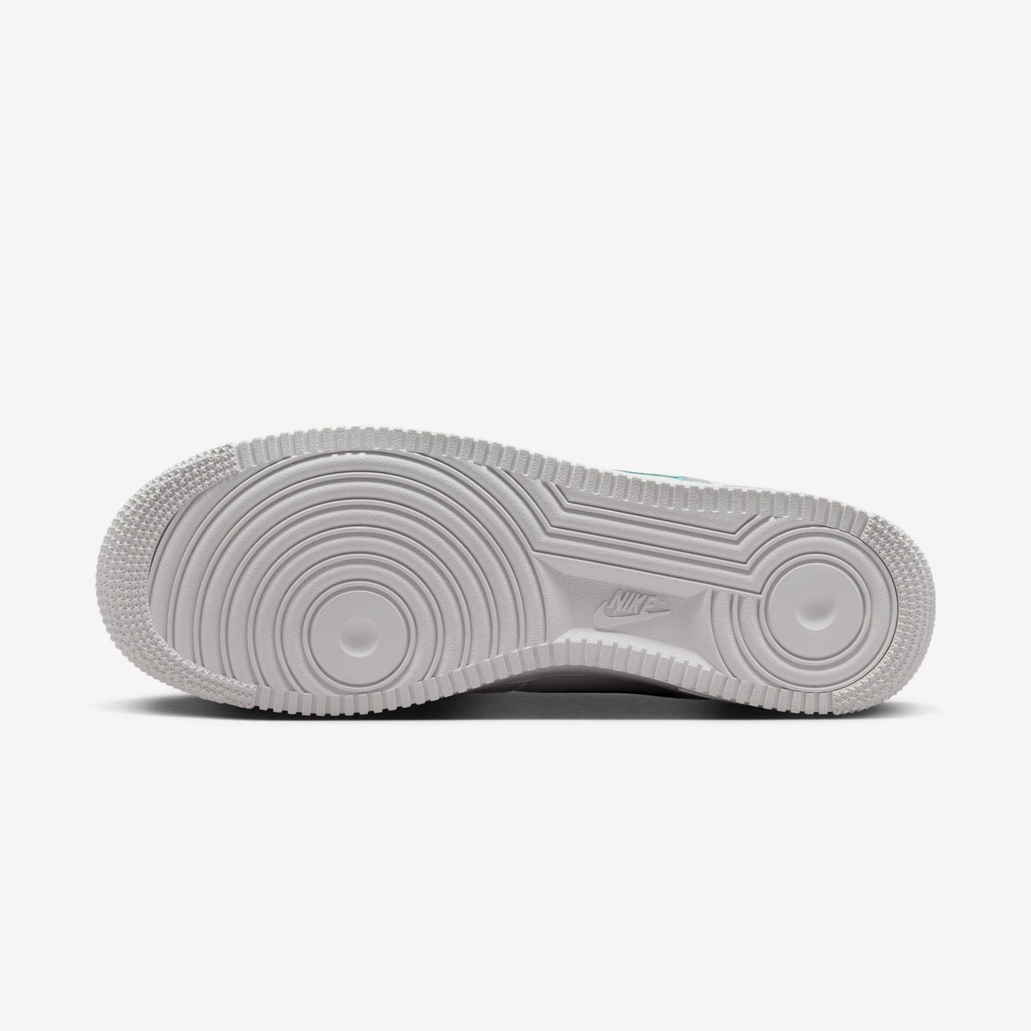 Nike Air Force 1 Low Resort and Sport