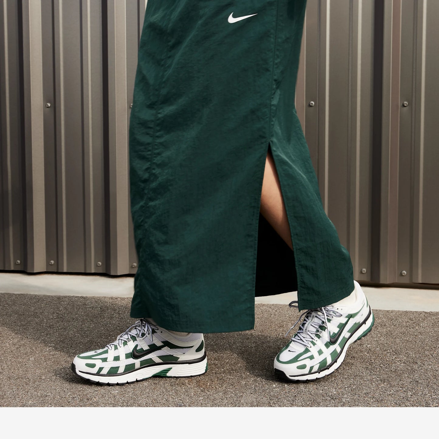 Nike P-6000 Fir (Women's)
