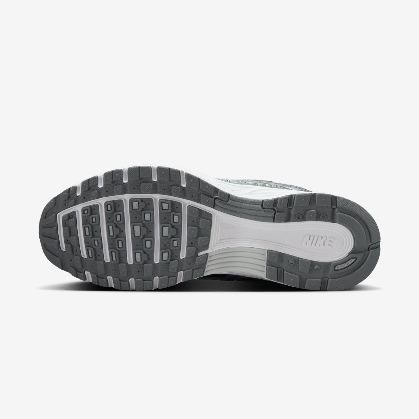 Nike P-6000 Metallic Cool Grey