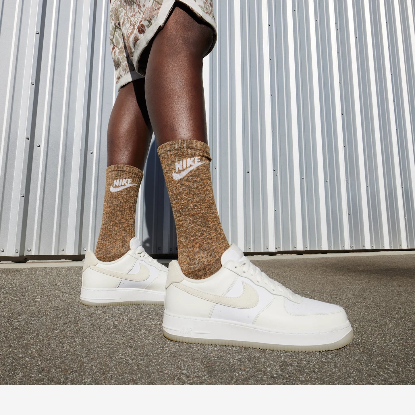 Nike Air Force 1 Low '07 LV8 Summit White Phantom