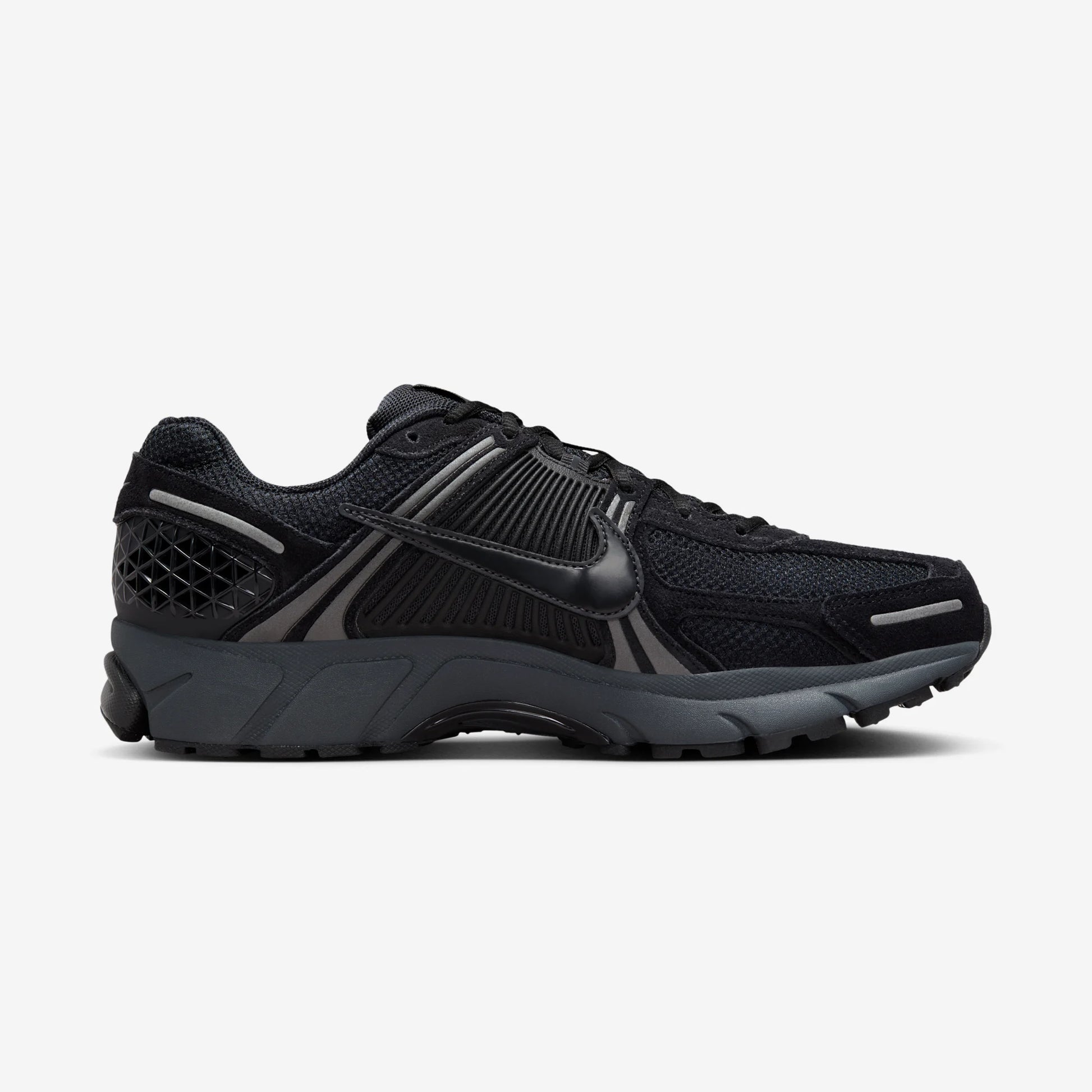 Nike Zoom Vomero 5 Black Metallic Dark Grey