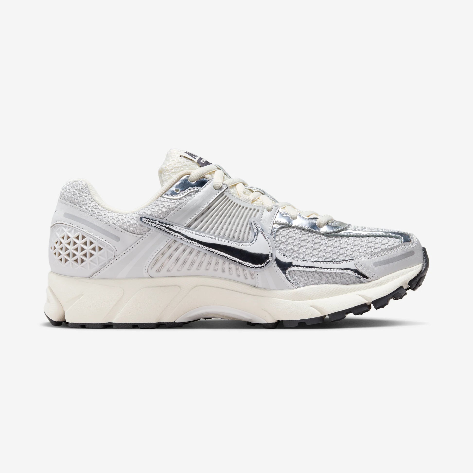 Nike Zoom Vomero 5 Chrome