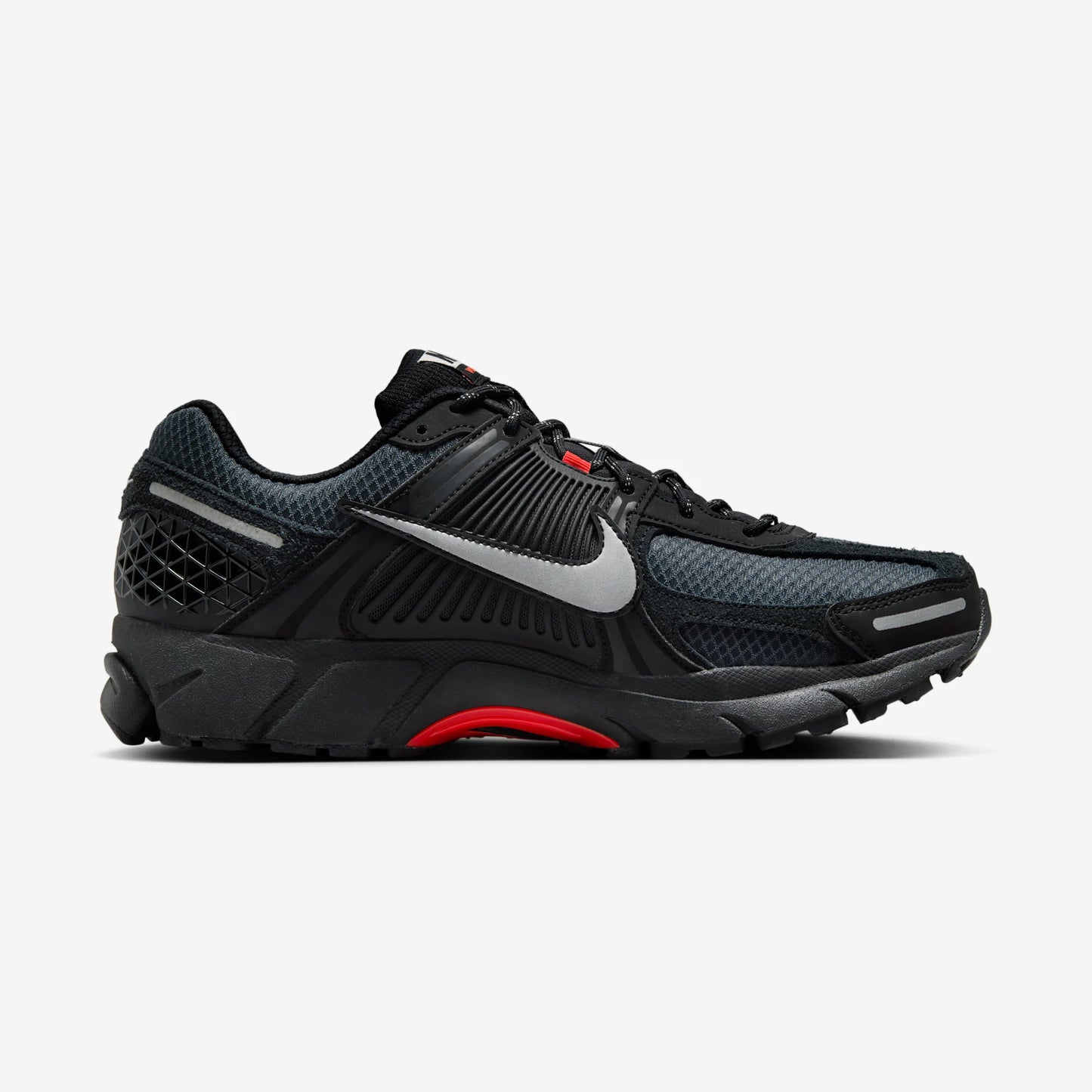Nike Zoom Vomero 5 Black Metallic University Red