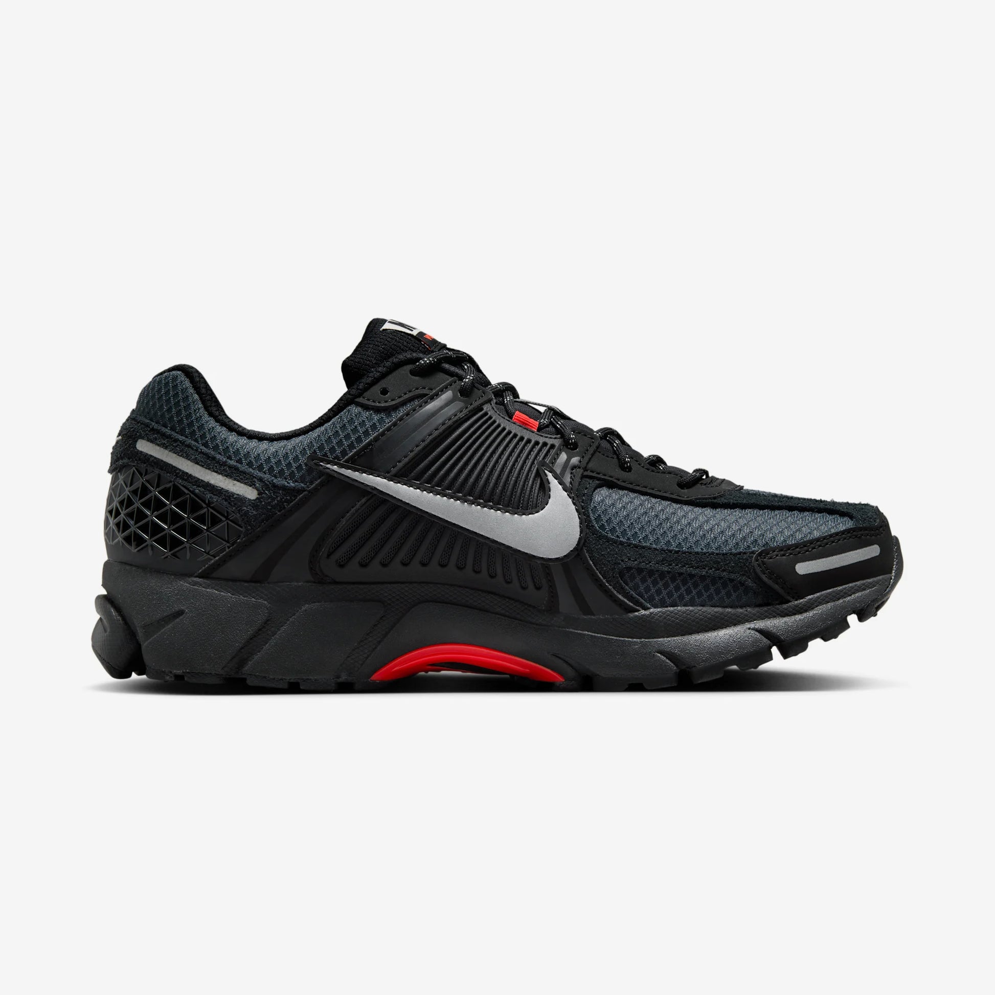Nike Zoom Vomero 5 Black Metallic University Red