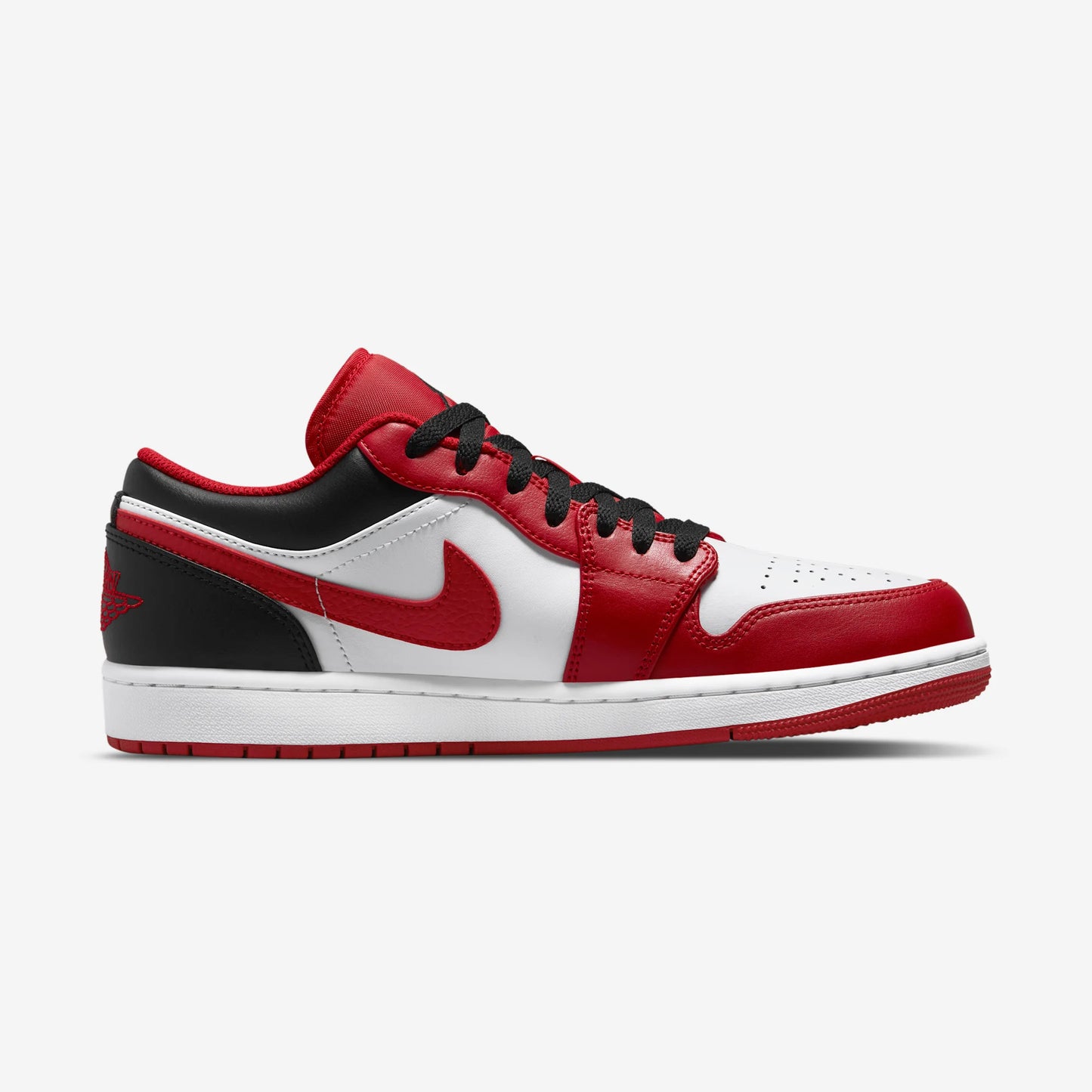 Jordan 1 Low Bulls