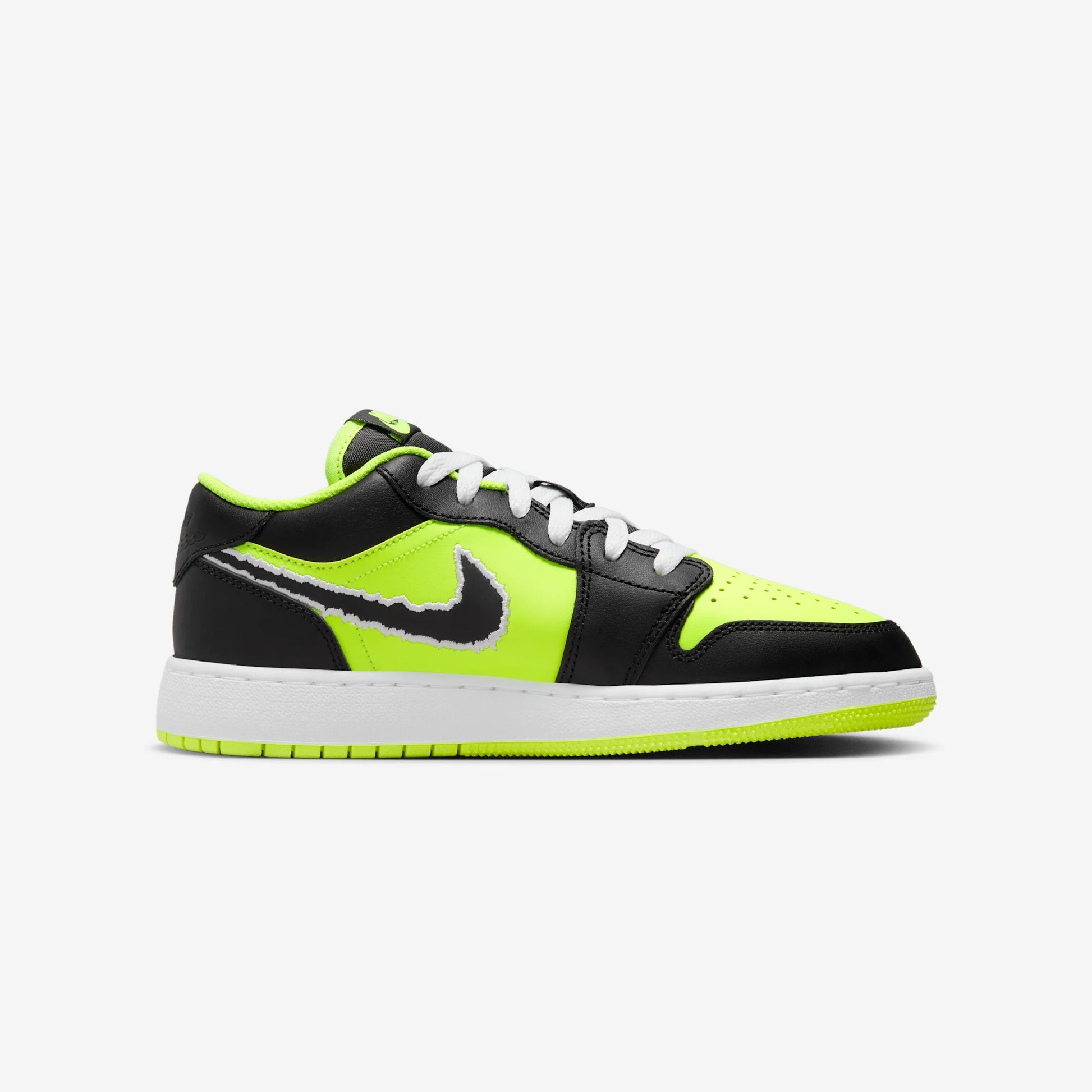 Jordan 1 Low SE Black Cat Volt (GS)
