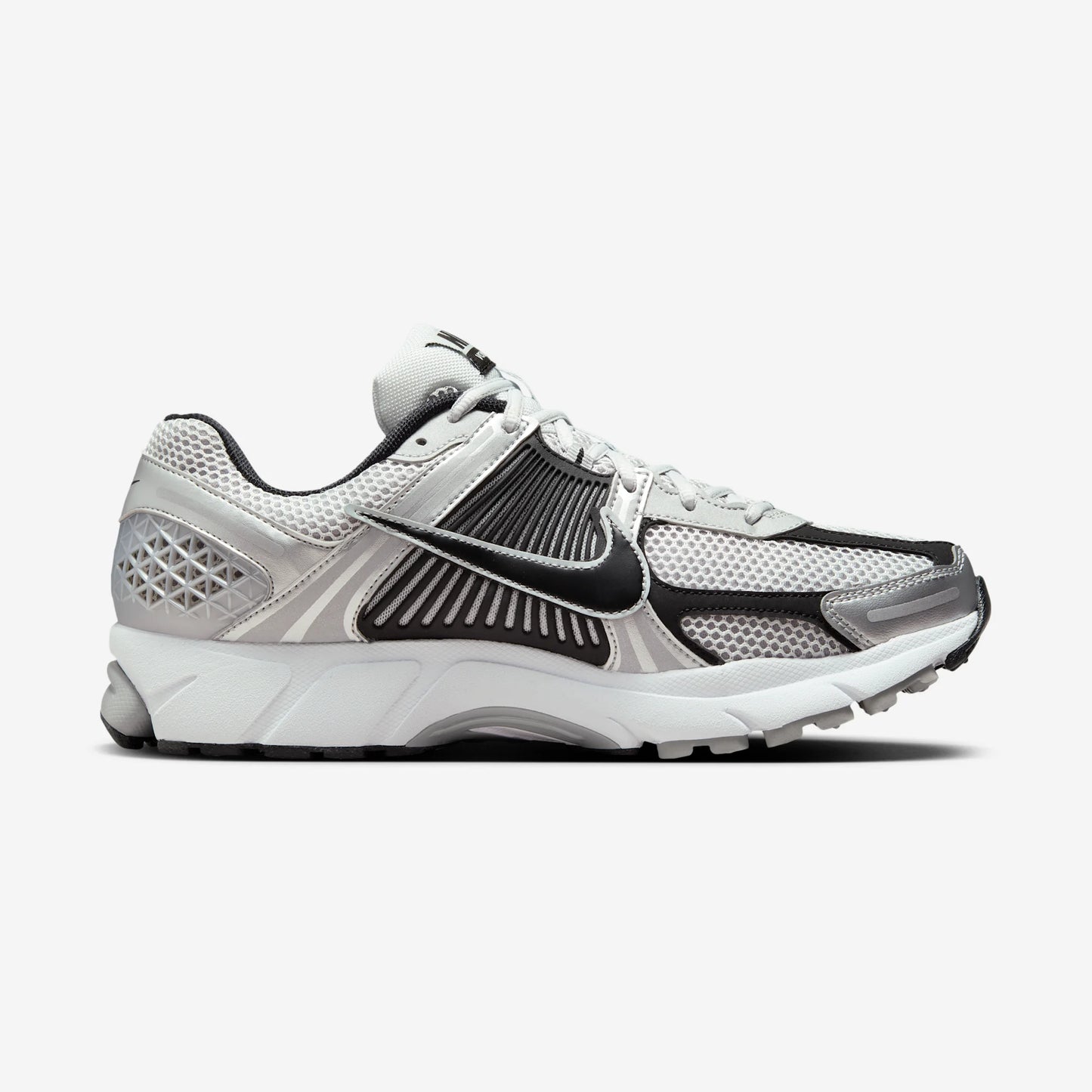Nike Zoom Vomero 5 Metallic Silver Black