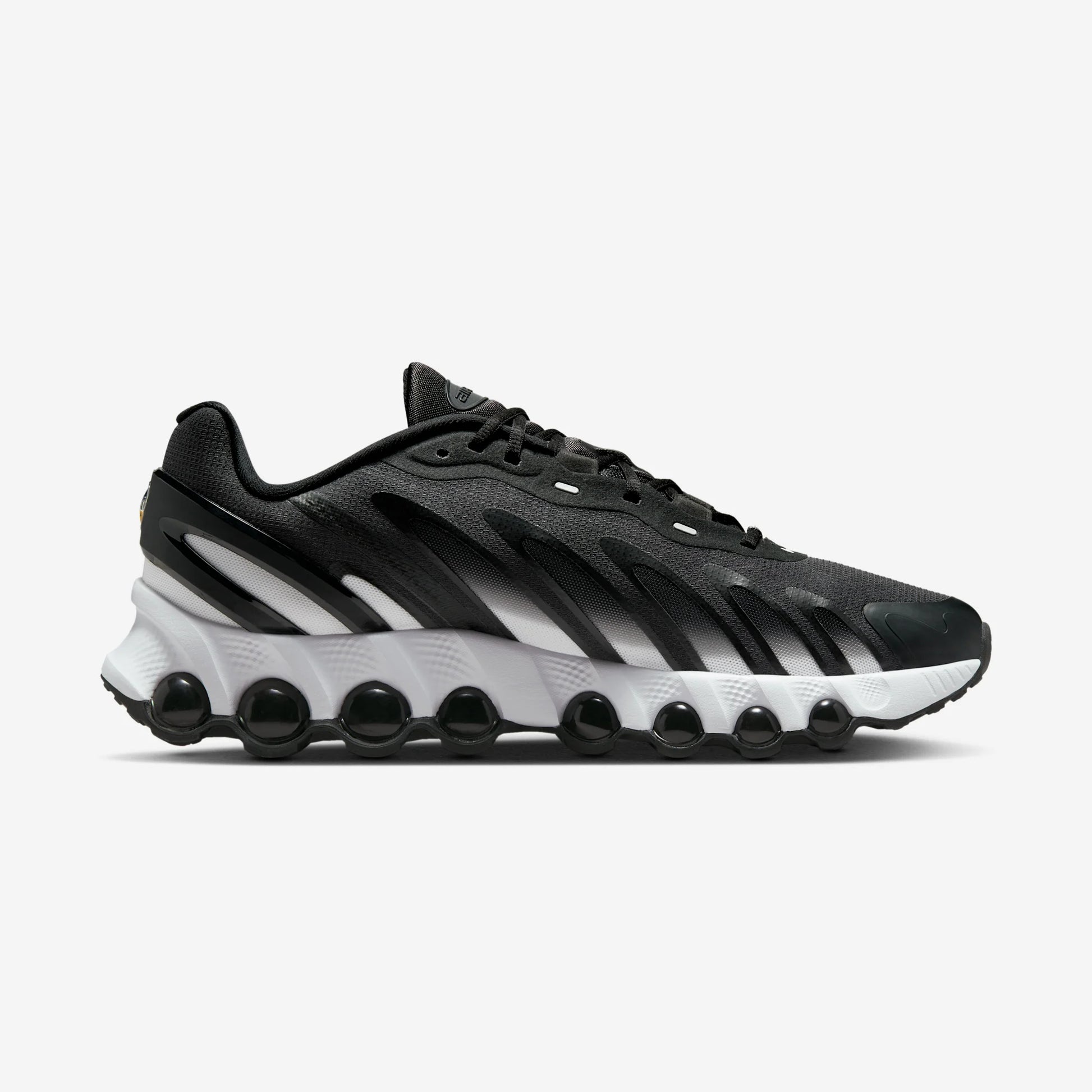 Nike Air Max Dn8 Black White