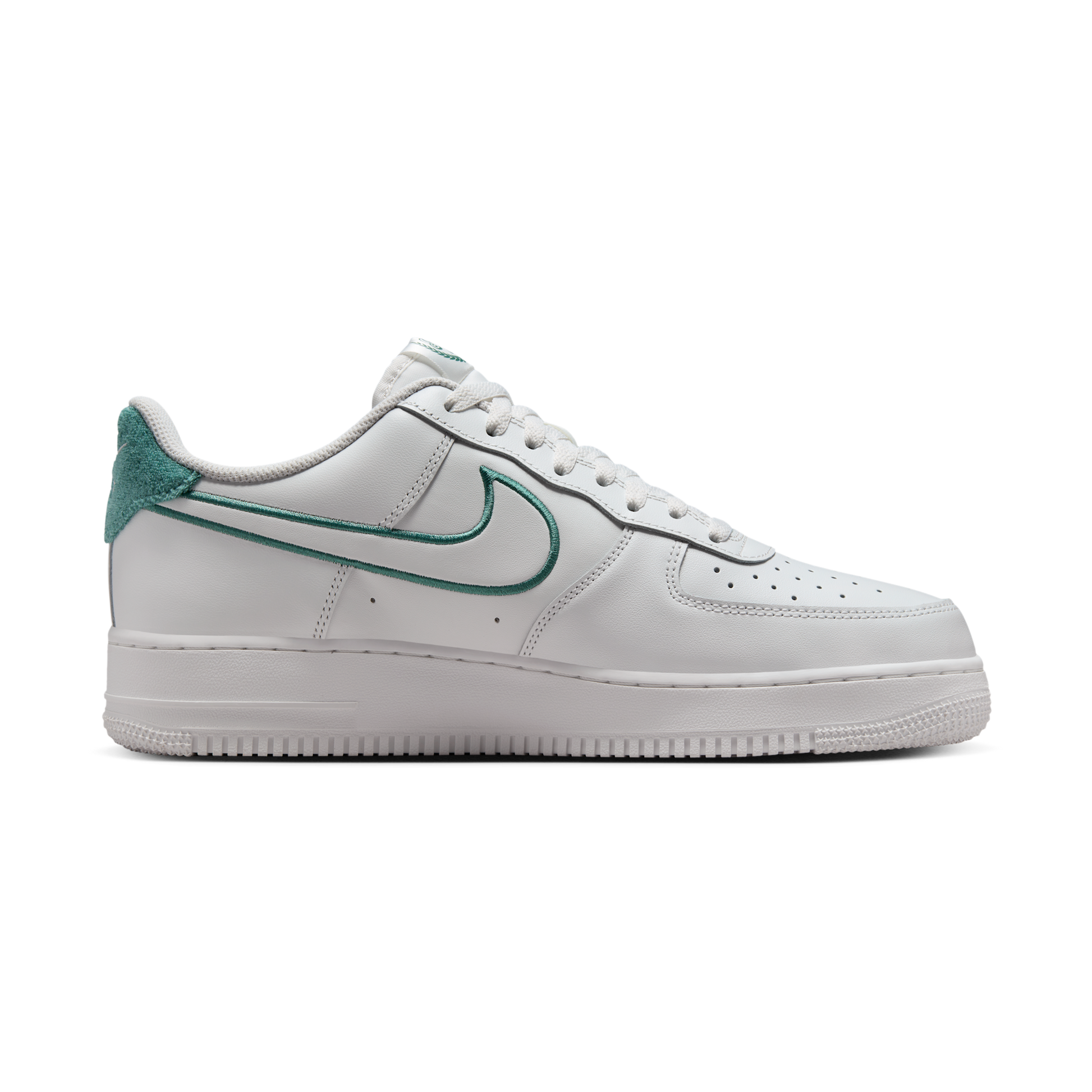 Nike Air Force 1 Low Resort and Sport