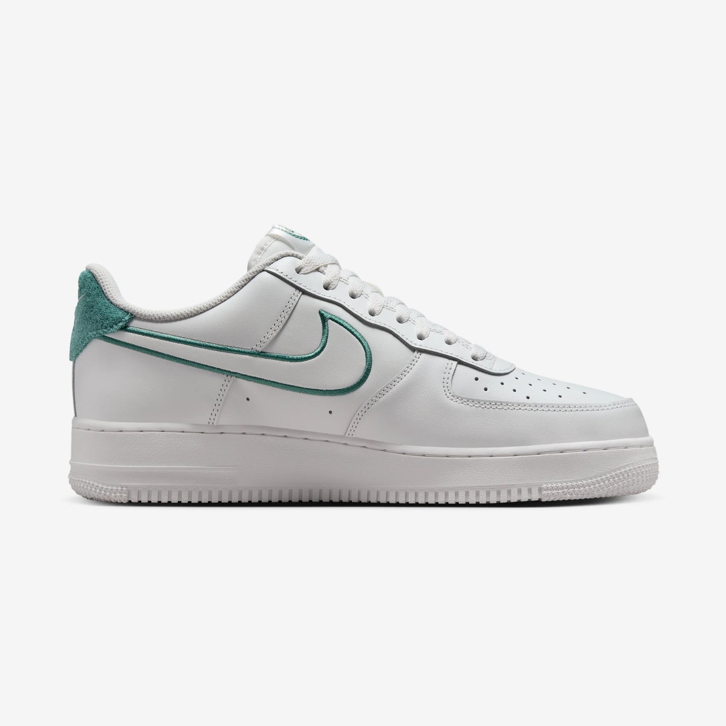 Nike Air Force 1 Low Resort and Sport