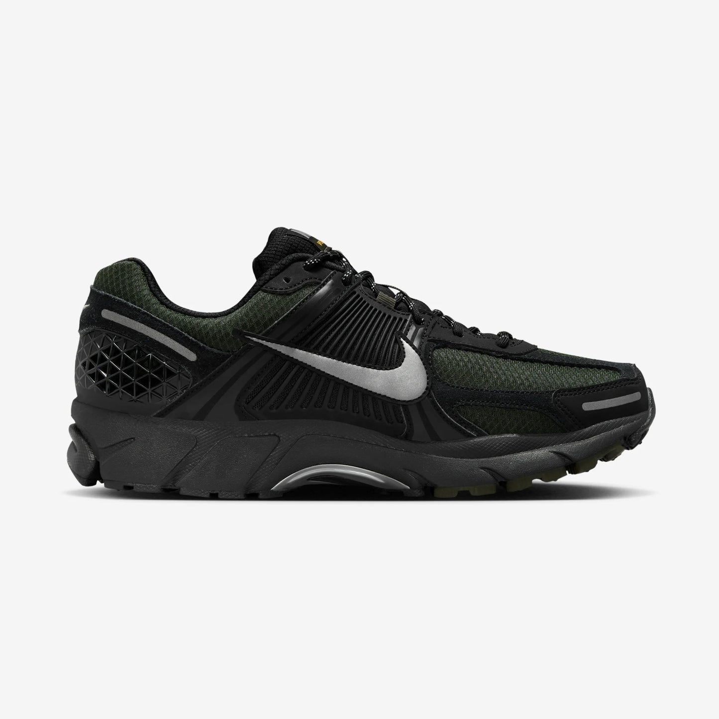 Nike Zoom Vomero 5 Black Sequoia
