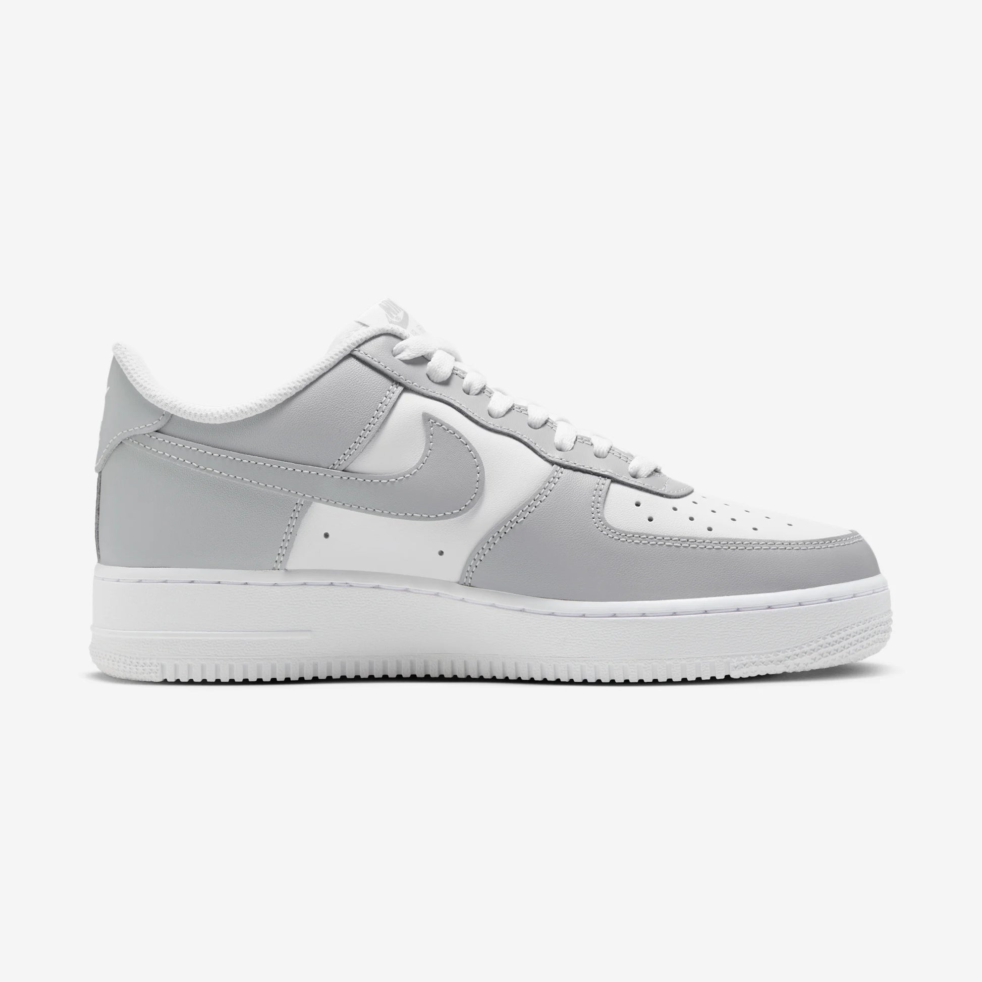 Nike Air Force 1 Low '07 Light Smoke Grey White