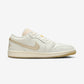 Jordan 1 Low SE Metallic Team Gold (Women's)