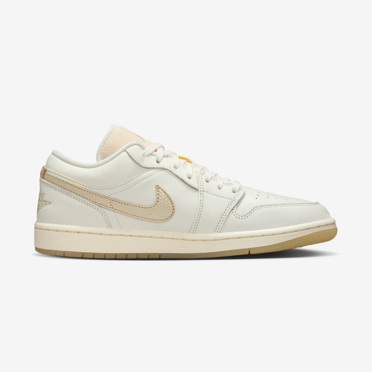 Jordan 1 Low SE Metallic Team Gold (Women's)