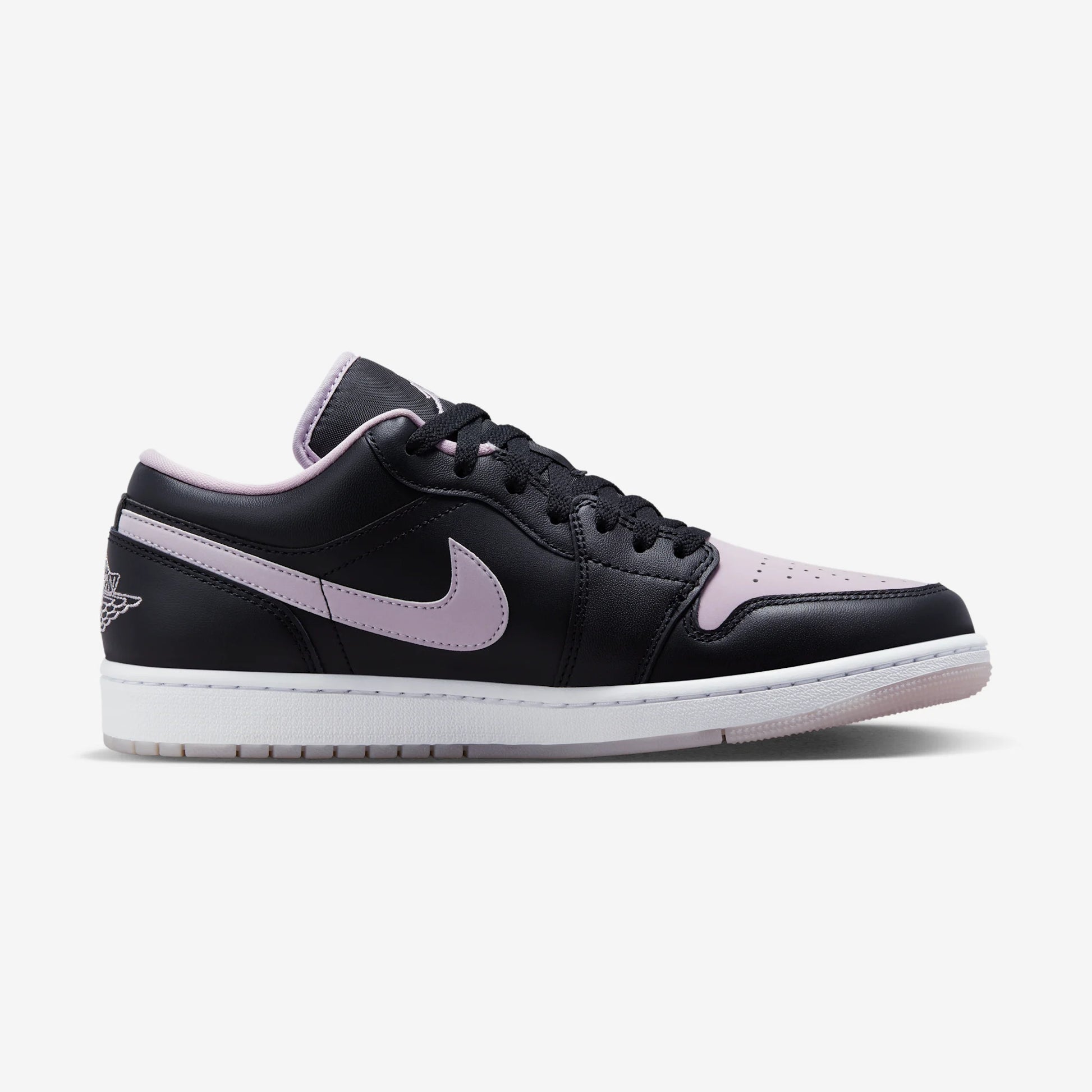 Jordan 1 Low SE Black Iced Lilac