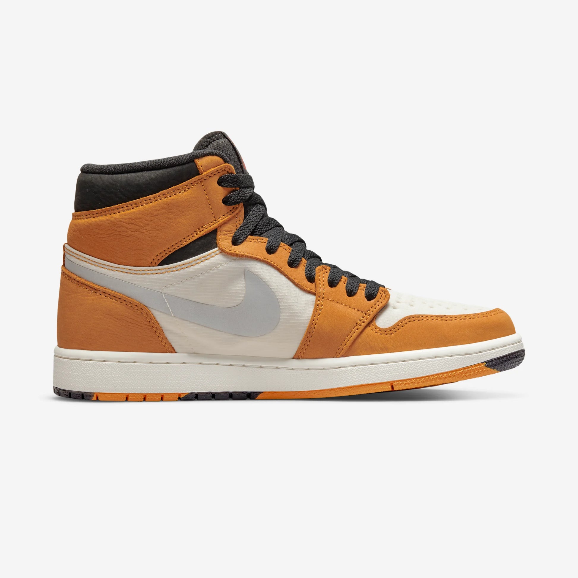 Jordan 1 Retro High Element Gore-Tex Light Curry