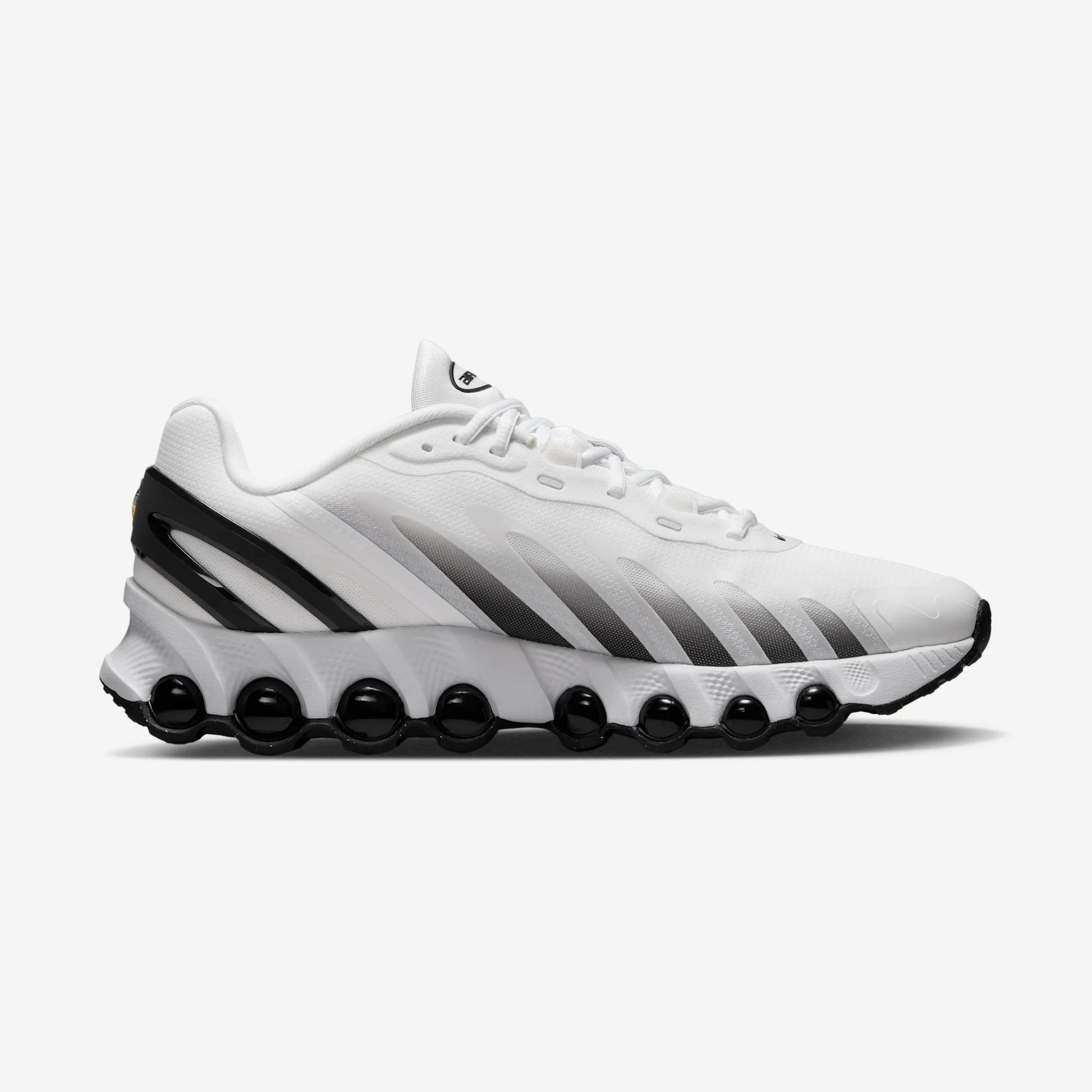 Nike Air Max Dn8 White Black