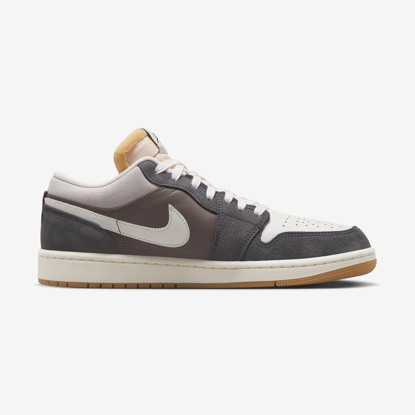 Jordan 1 Low SNKRS Day Korea Magpie (2023)
