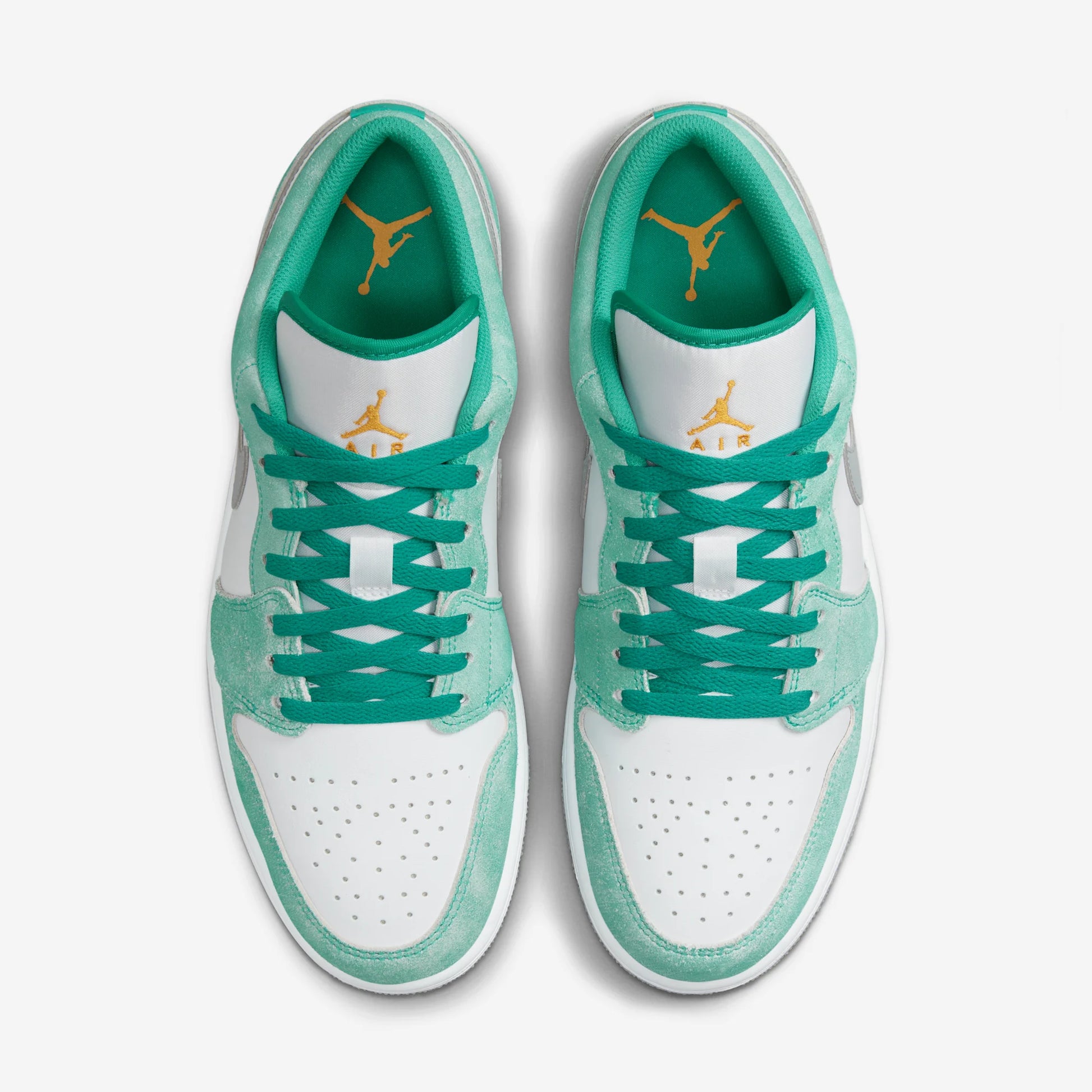 Jordan 1 Low SE New Emerald