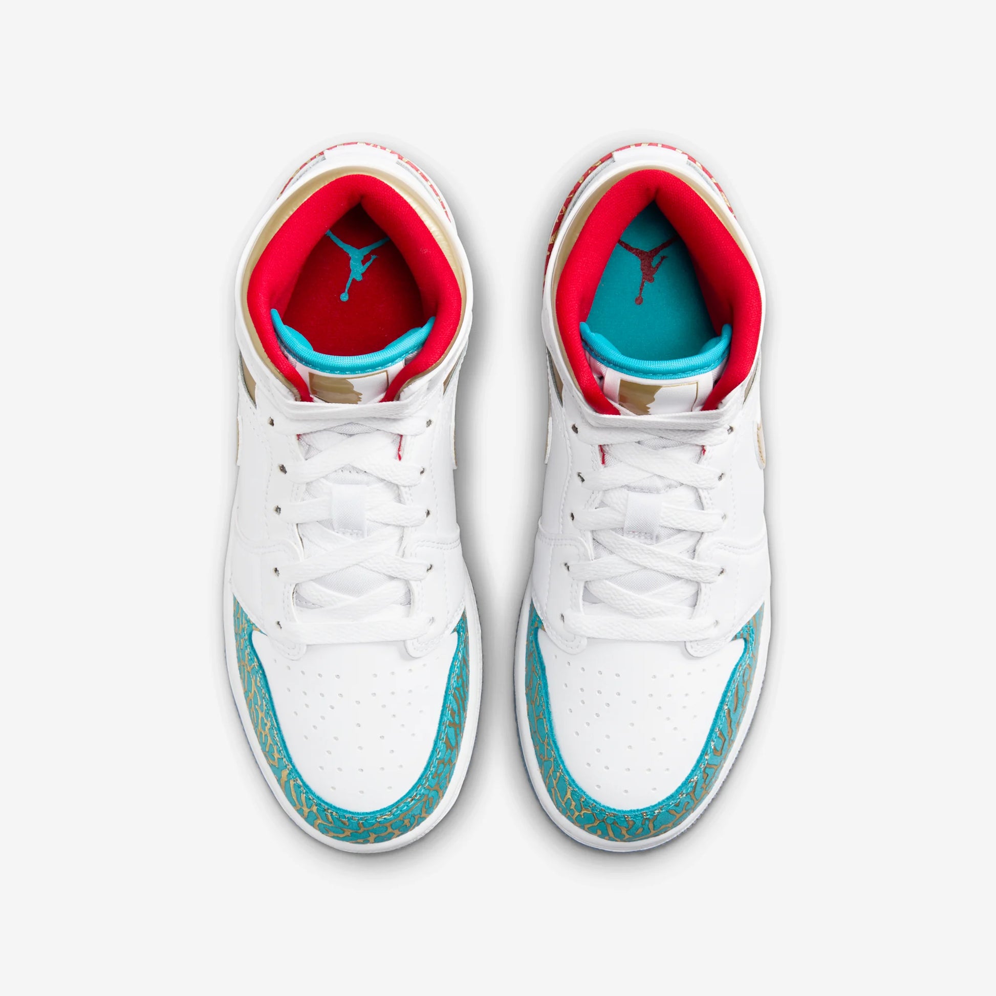 Jordan 1 Mid Sneaker School NC to Chicago (GS)