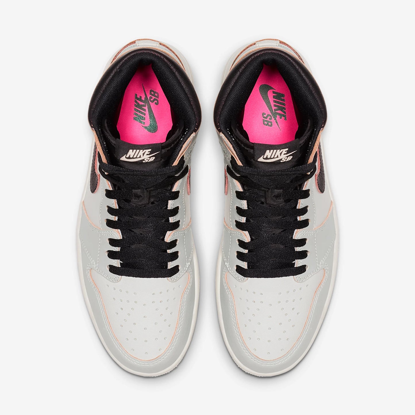 Jordan 1 Retro High OG Defiant SB NYC to Paris