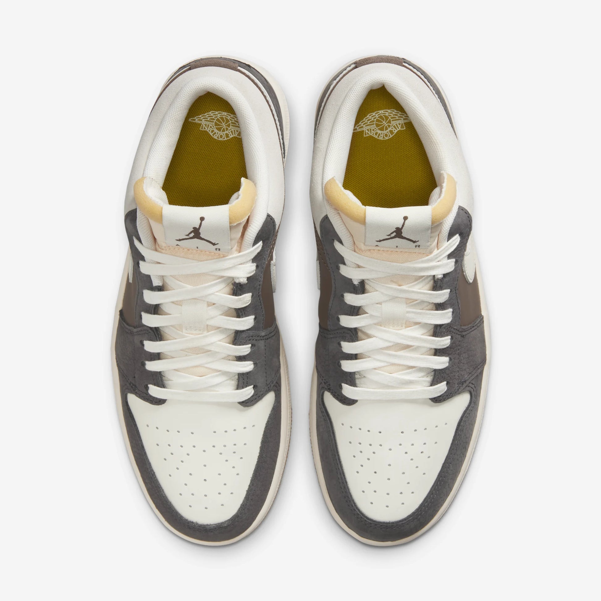 Jordan 1 Low SNKRS Day Korea Magpie (2023)
