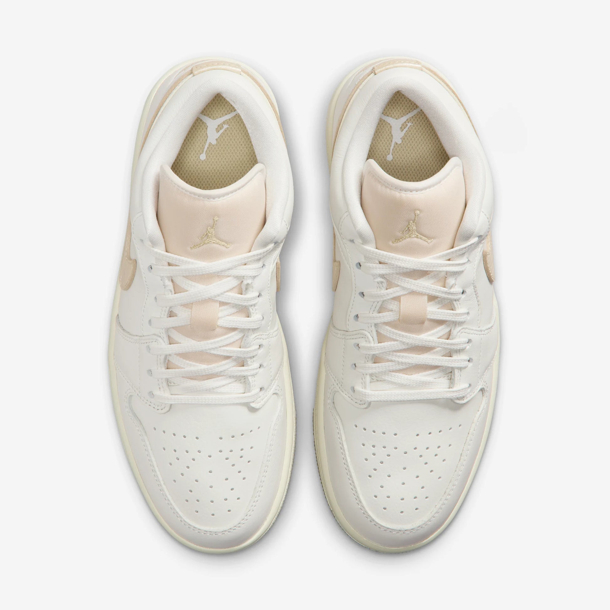 Jordan 1 Low SE Metallic Team Gold (Women's)