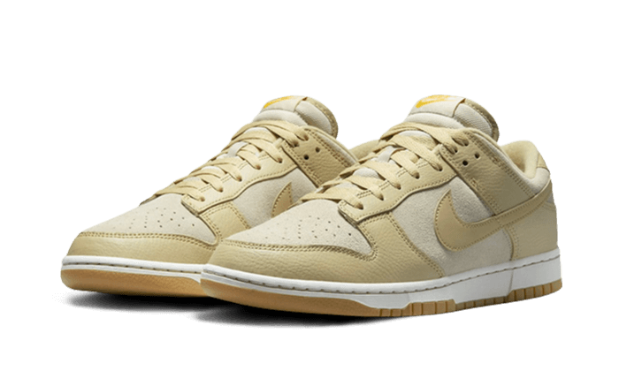 Dunk Low Khaki Suede Gum (DZ4513-200) - 36.5 EU - 4.5 US - Beige | SOSUKICKS