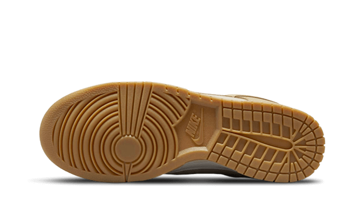 Dunk Low Khaki Suede Gum (DZ4513-200) - 37.5 EU - 5 US - Beige | SOSUKICKS