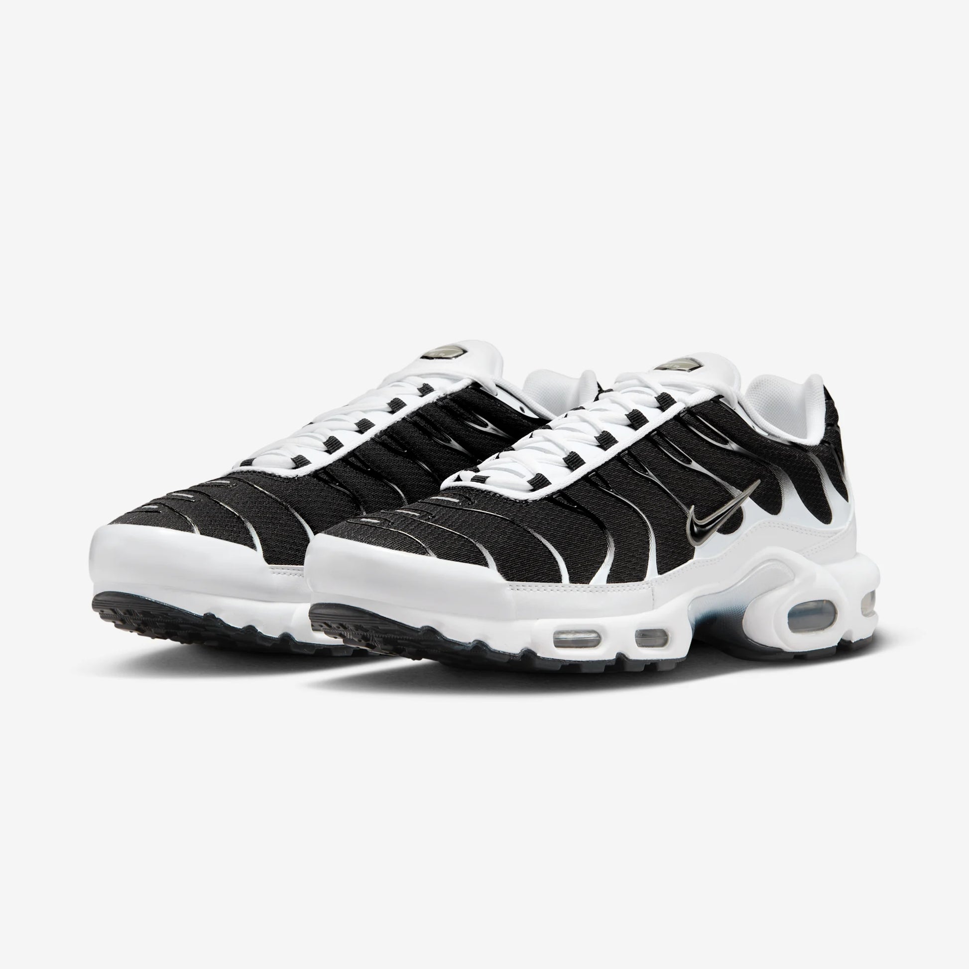 Nike Air Max Plus White Black Metallic Pewter