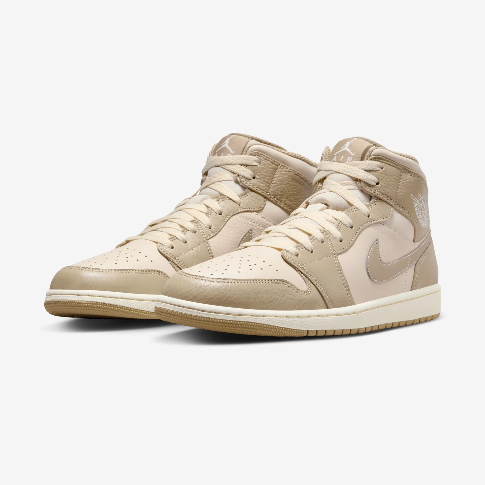 Jordan 1 Mid Legend Light Brown