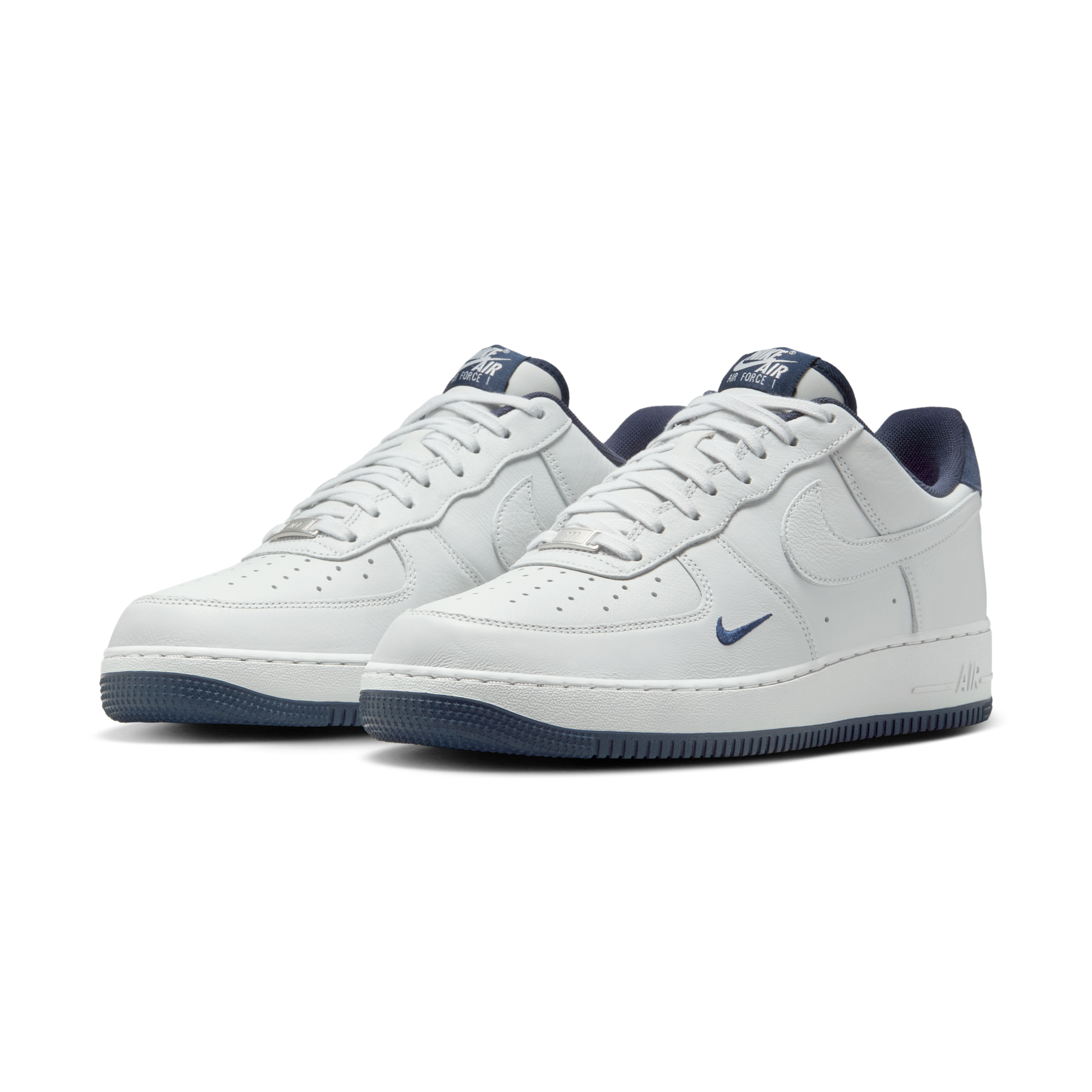 Nike Air Force 1 Low '07 LV8 Photon Dust Obsidian