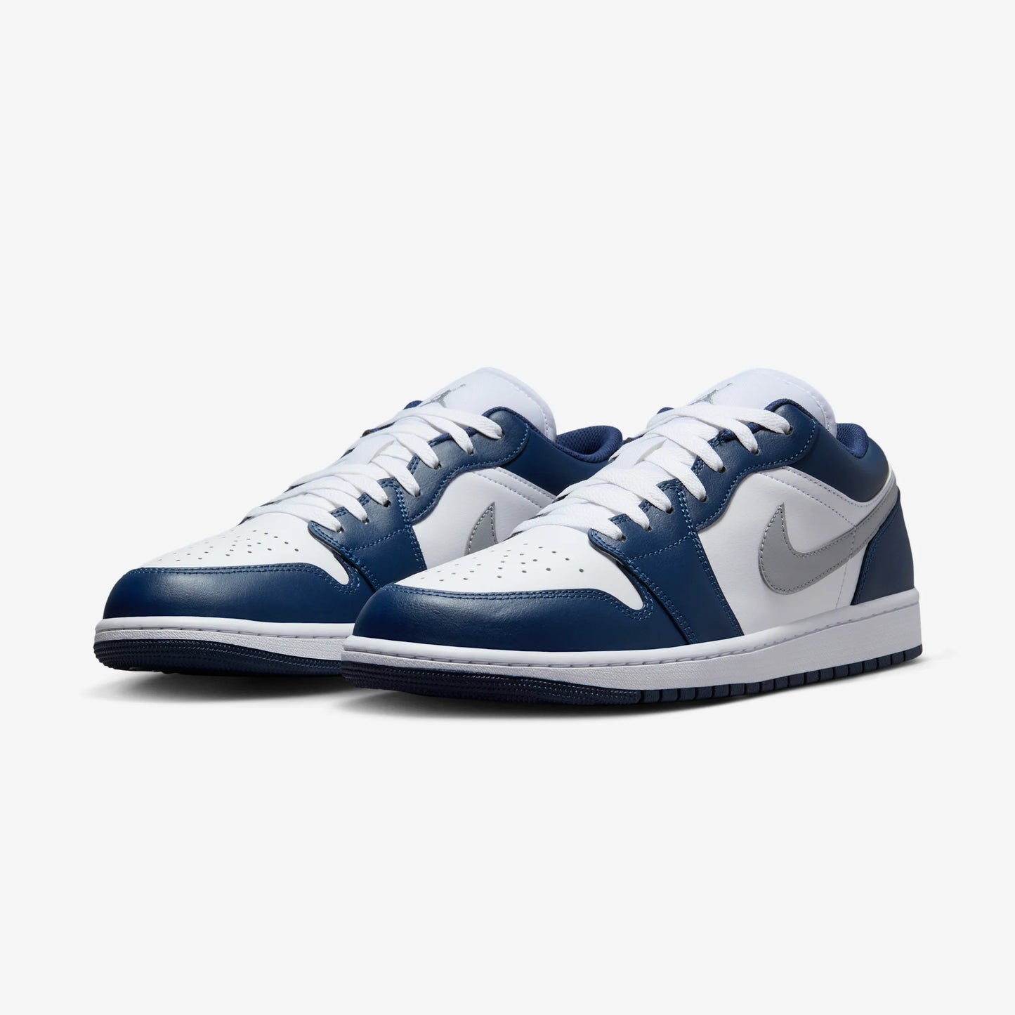Jordan 1 Low Wolf Grey Midnight Navy