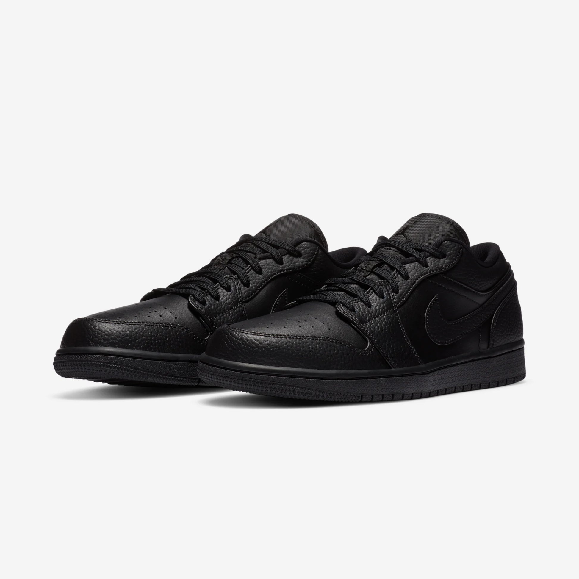 Jordan 1 Low Triple Black