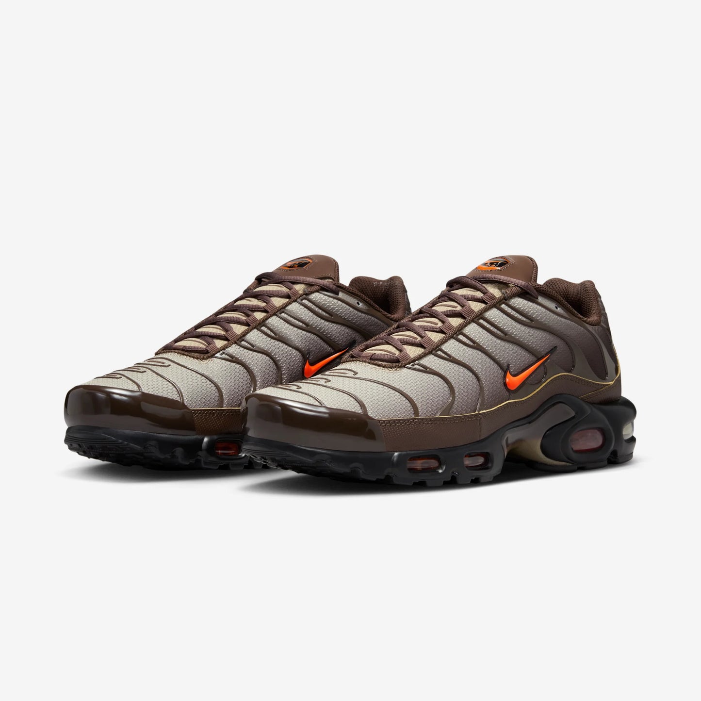 Nike Air Max Plus Baroque Brown Safety Orange