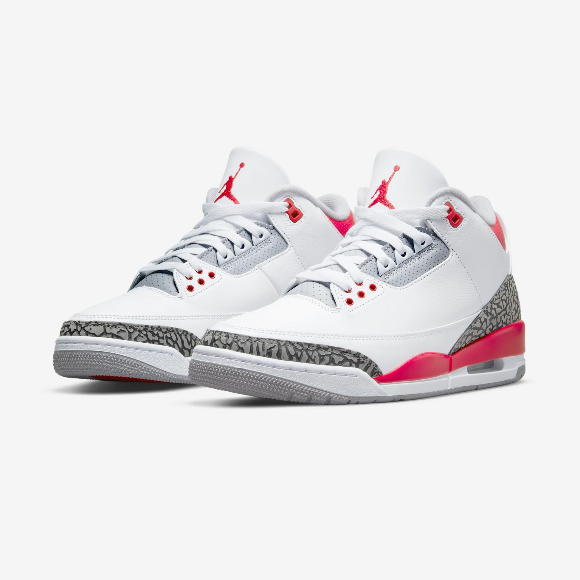 Jordan 3 Retro Fire Red (2022)