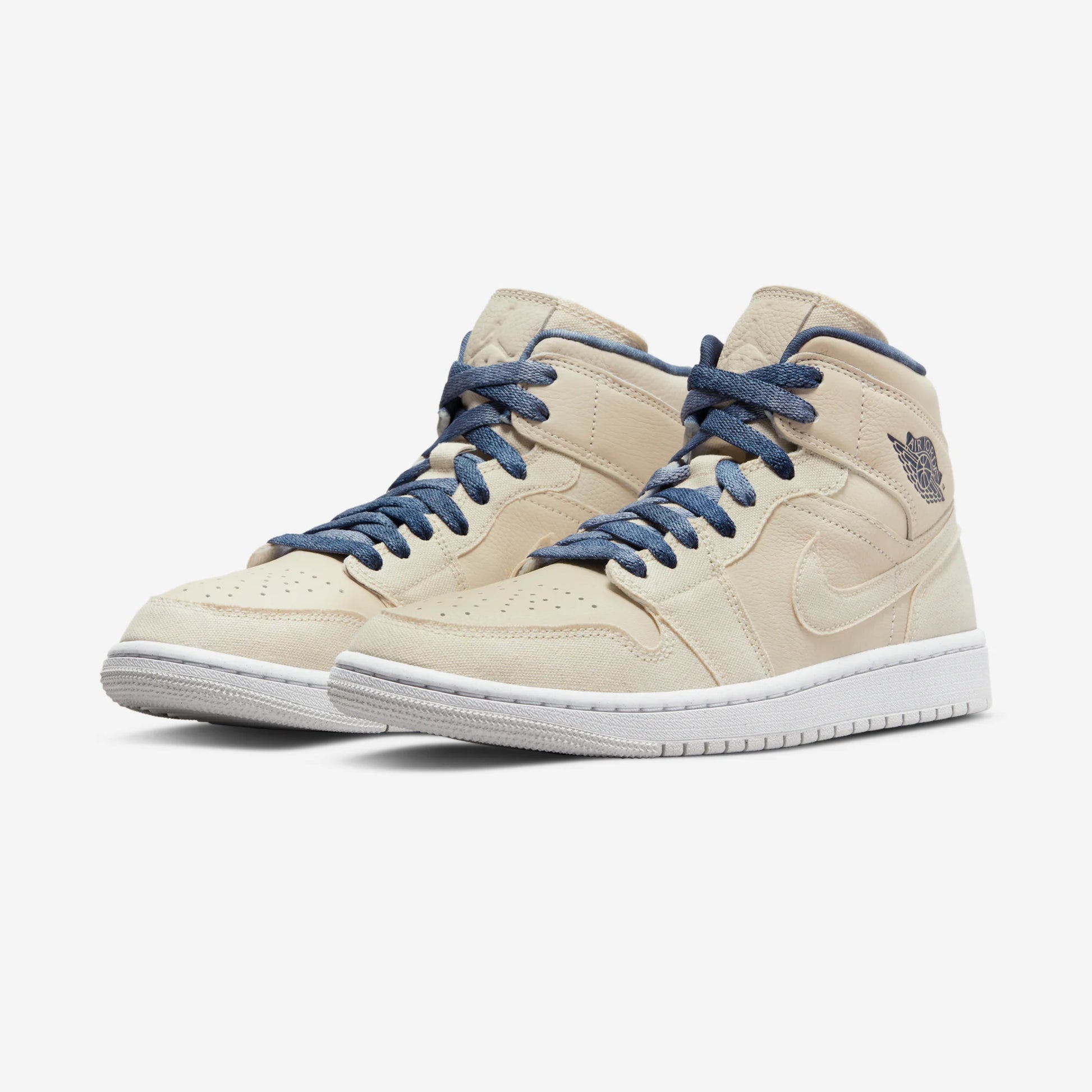 Jordan 1 Mid SE Sanddrift (Women's)