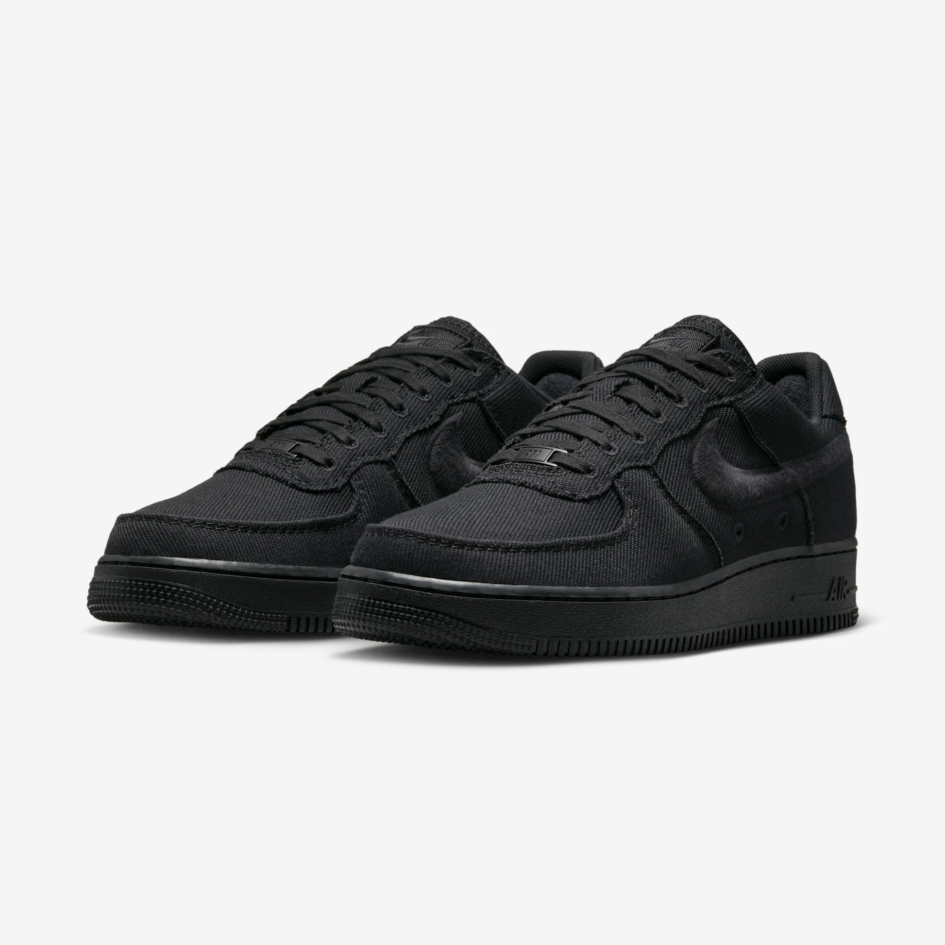 Nike Air Force 1 Low Triple Black Canvas