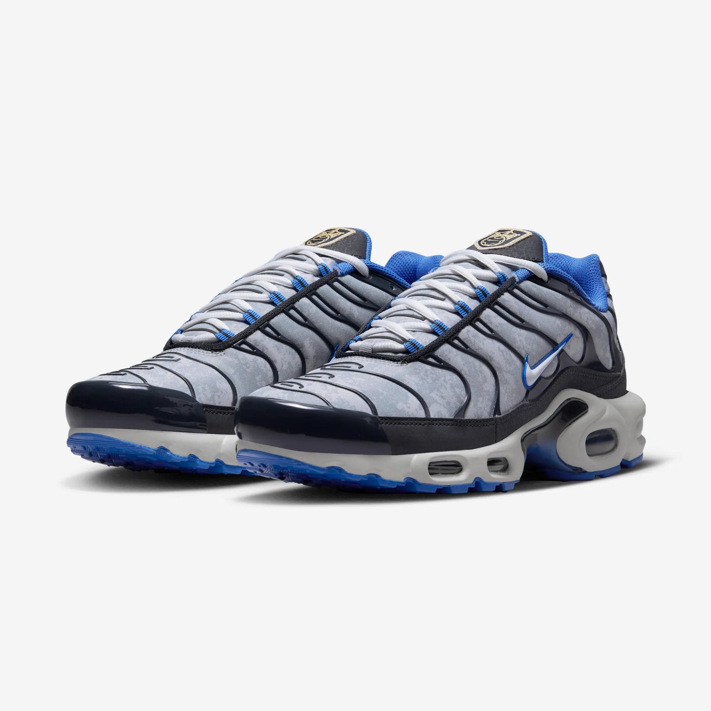 Nike Air Max Plus Social F.C.
