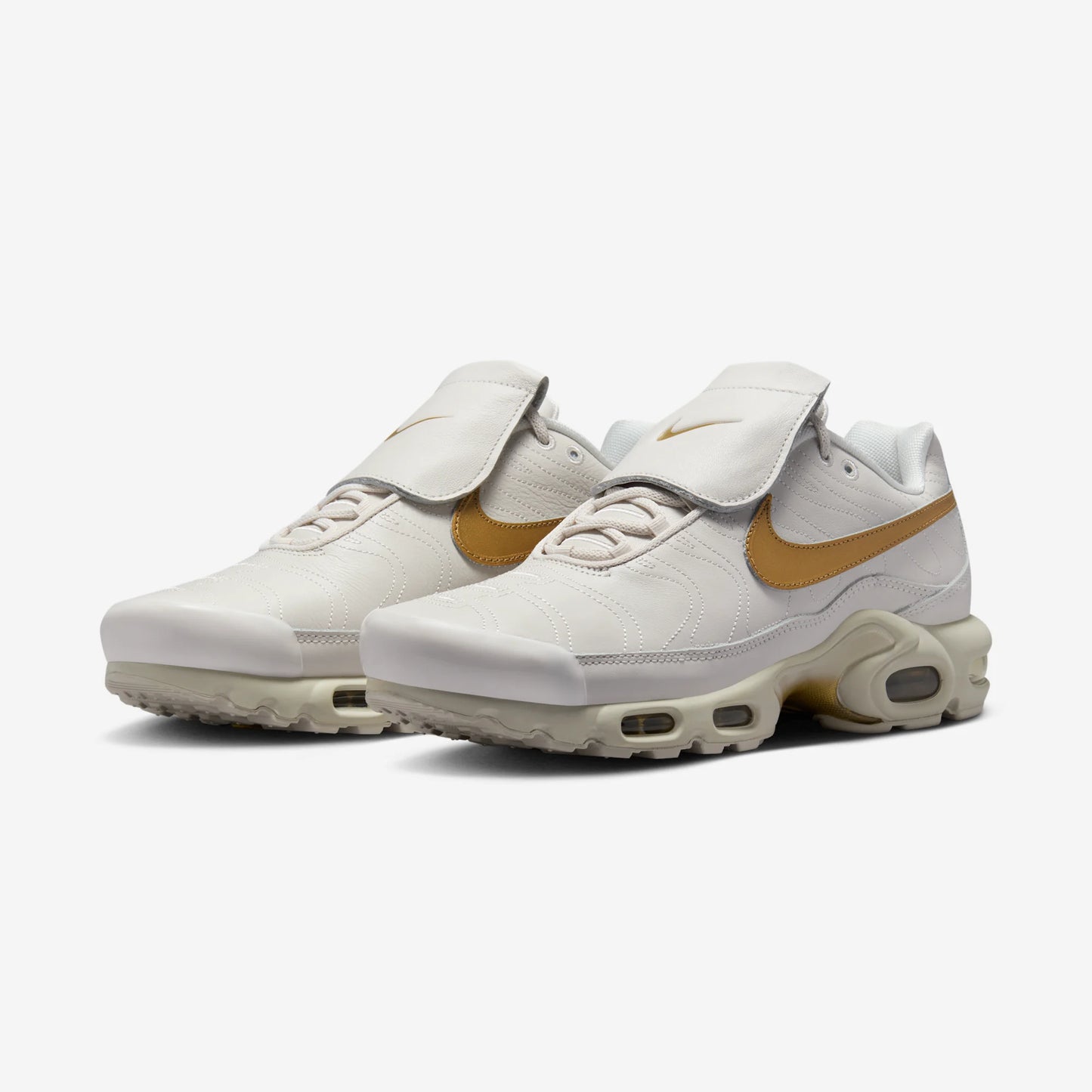 Nike Air Max Plus Tiempo Metallic Gold