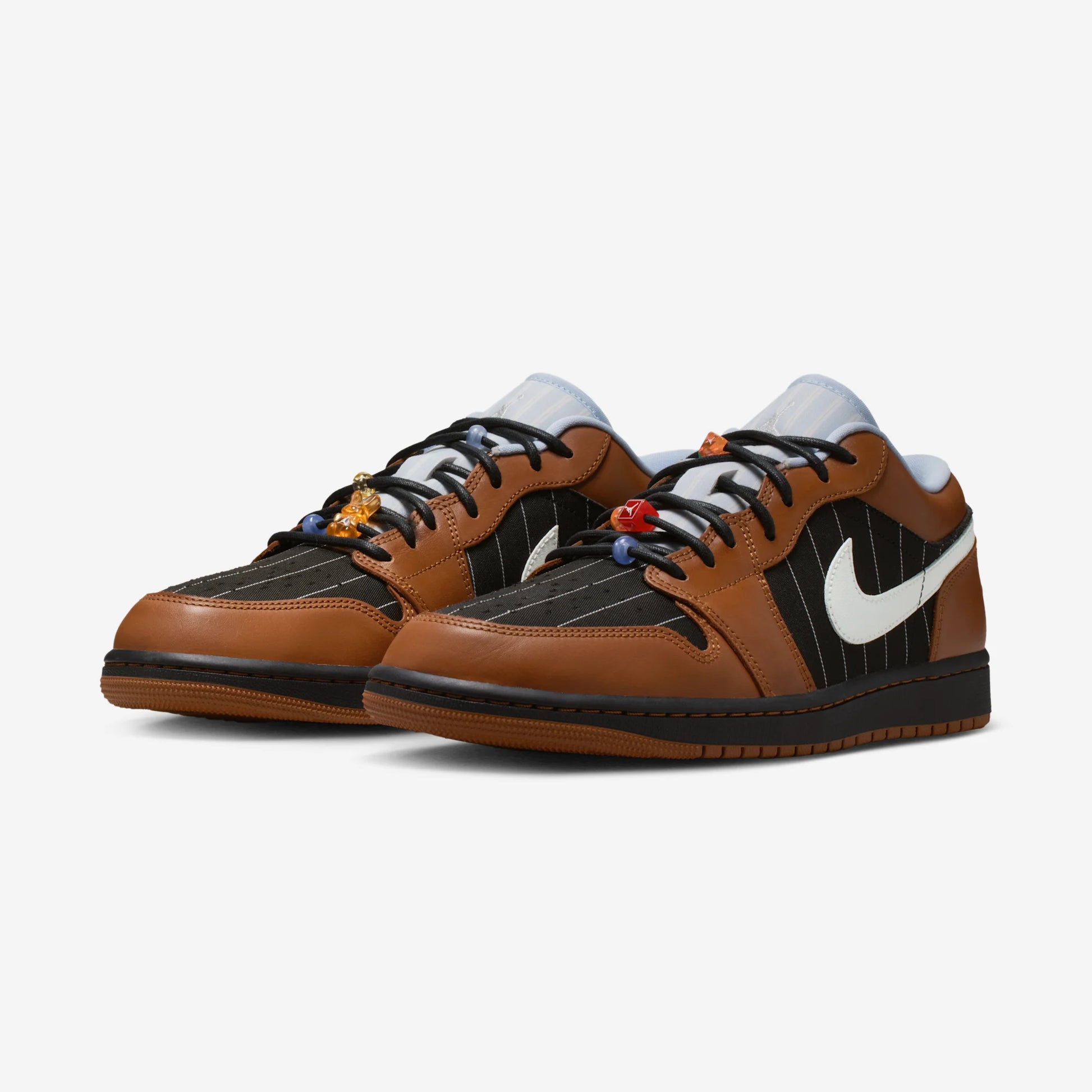 Jordan 1 Low SE Black Sail Light British Tan