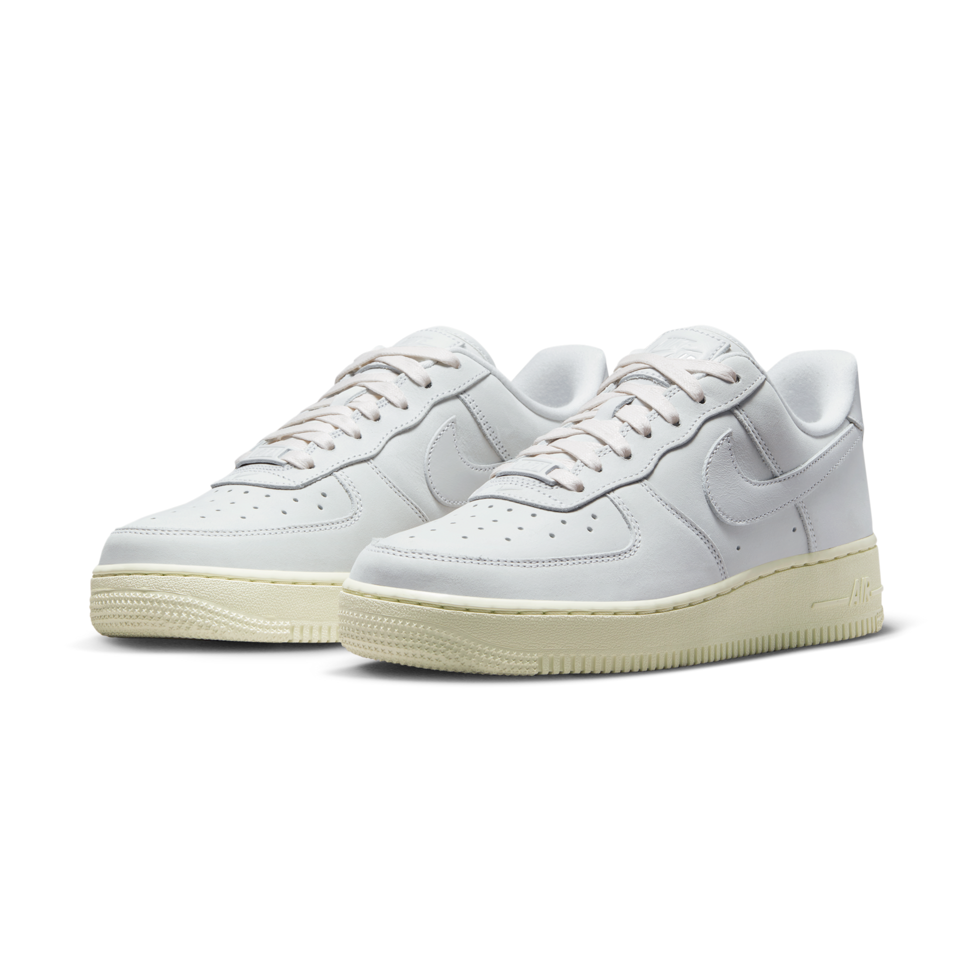 Nike Air Force 1 Low Summit White (Women's)