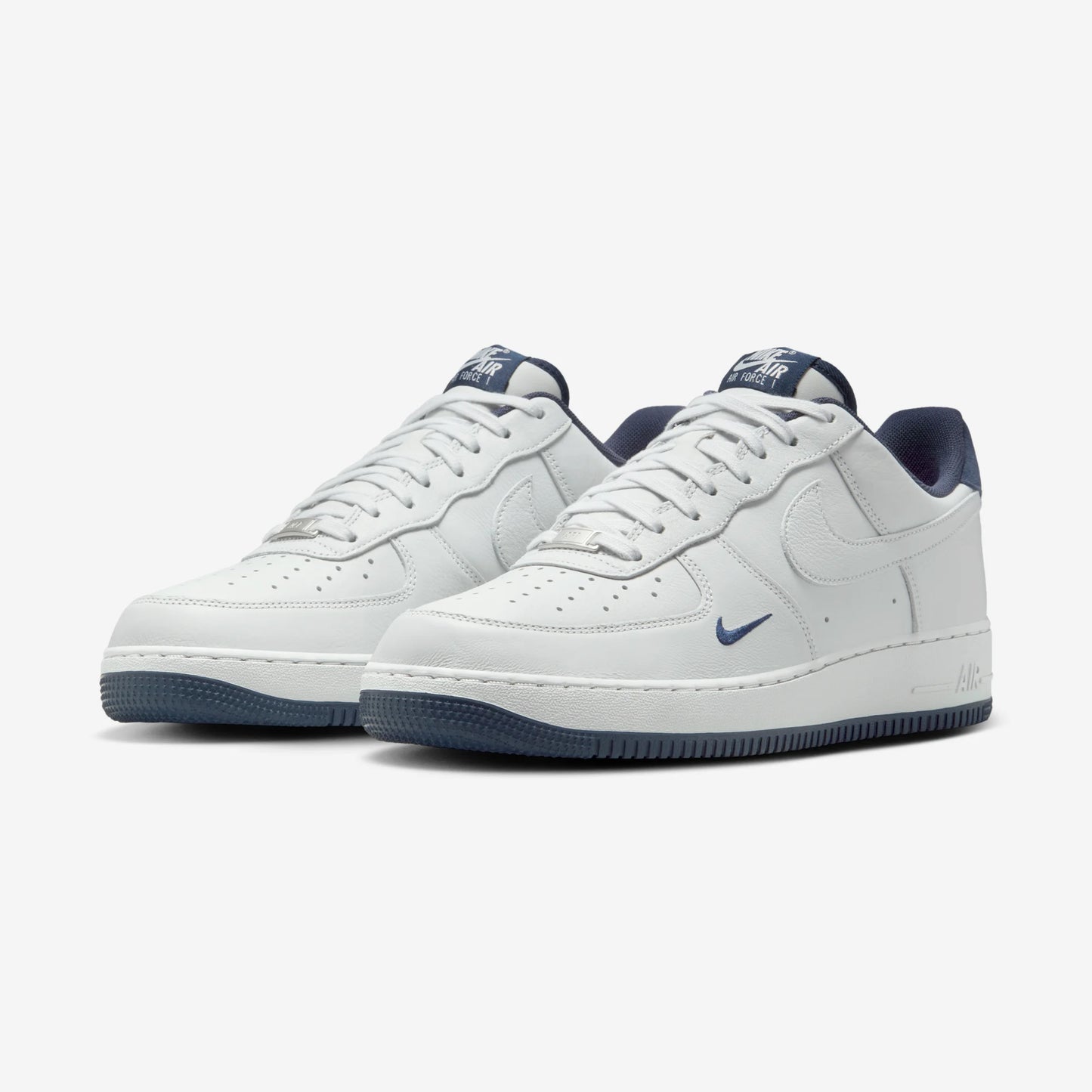 Nike Air Force 1 Low '07 LV8 Photon Dust Obsidian