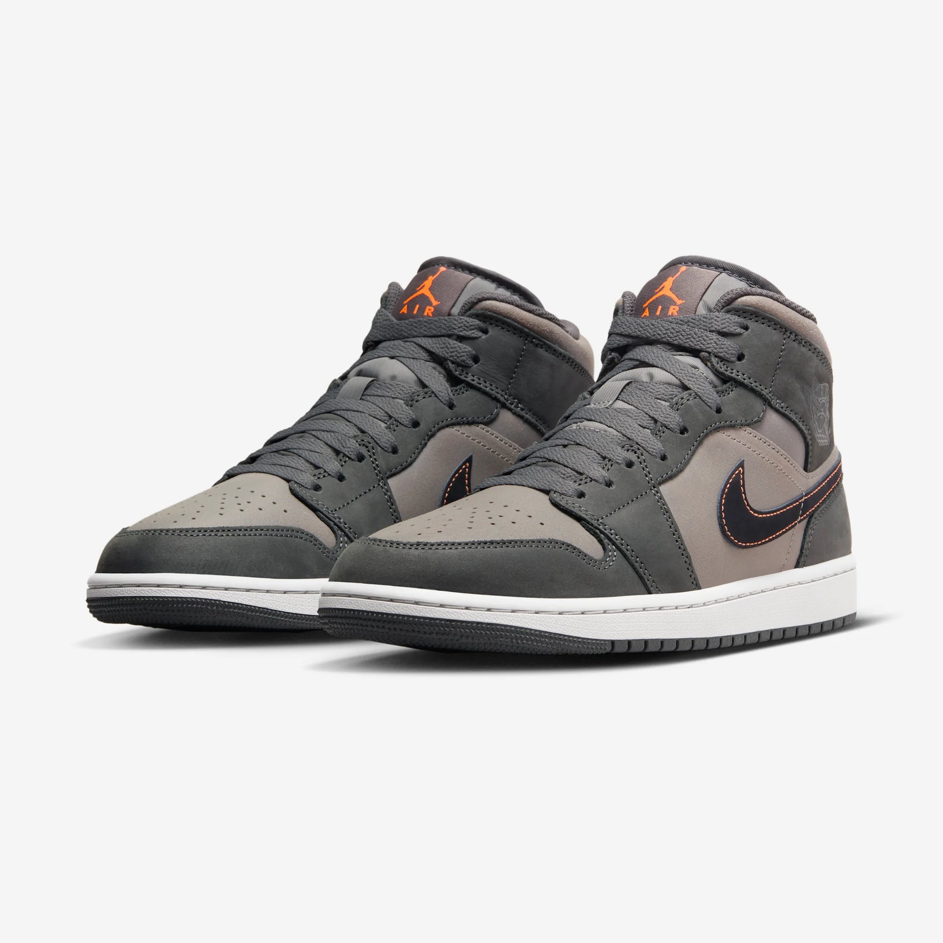 Jordan 1 Mid SE Night Stadium