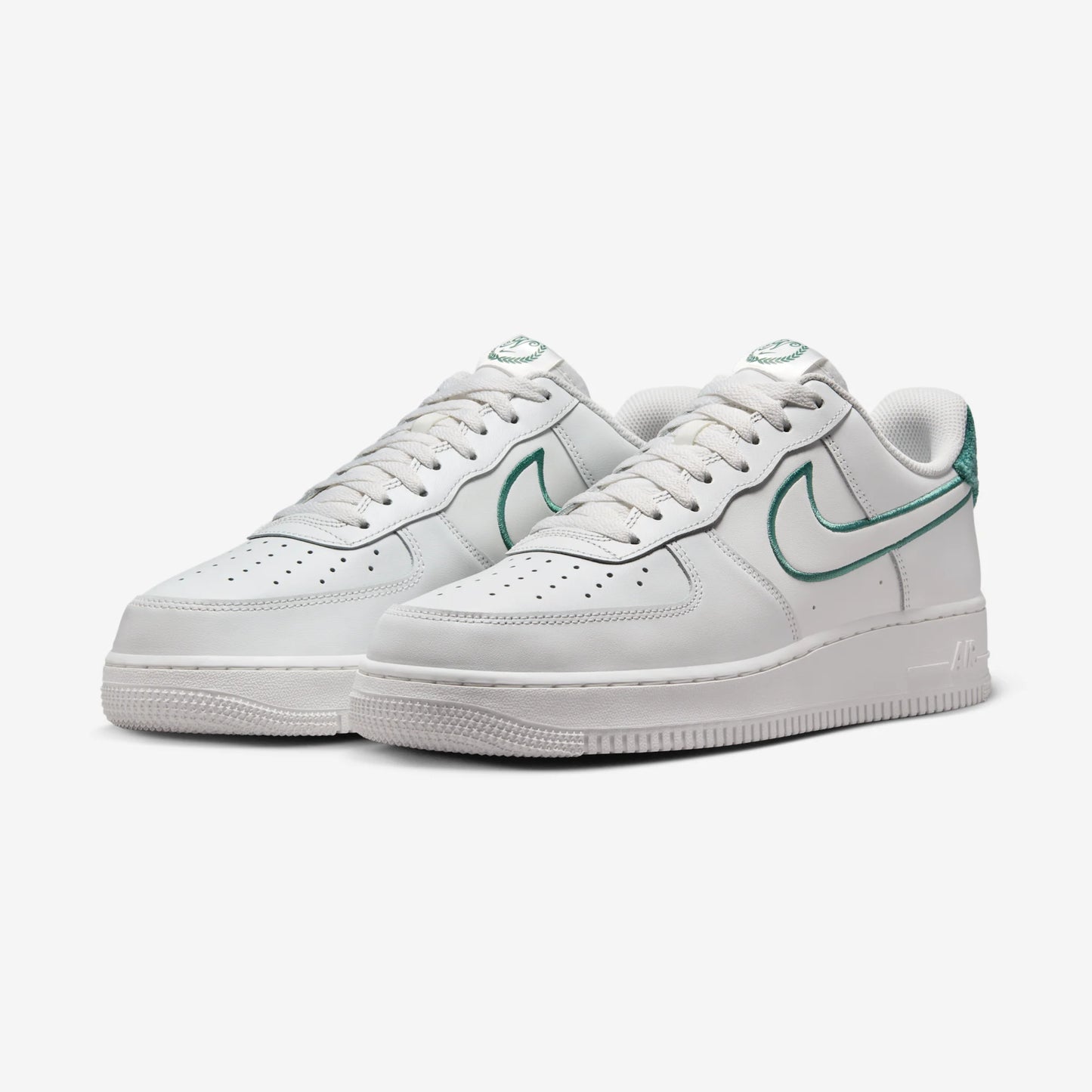 Nike Air Force 1 Low Resort and Sport