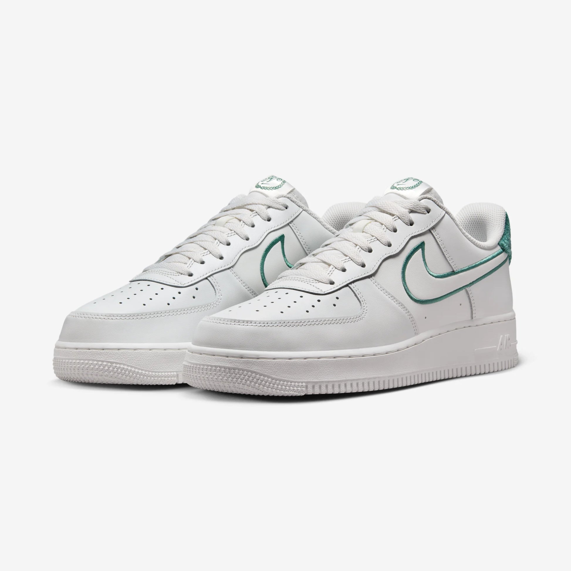 Nike Air Force 1 Low Resort and Sport
