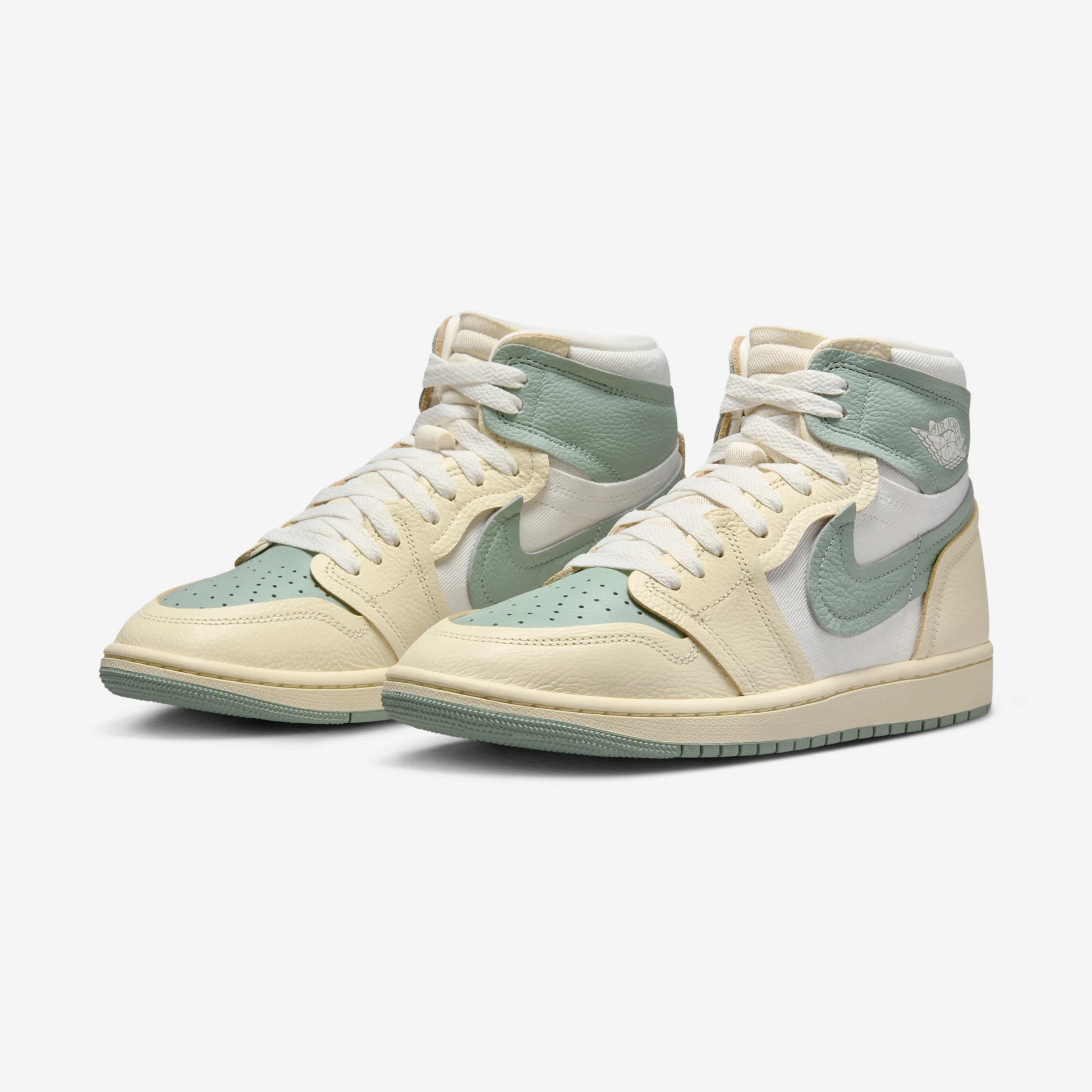 Jordan 1 High Method of Make Jade Smoke (Women's)
